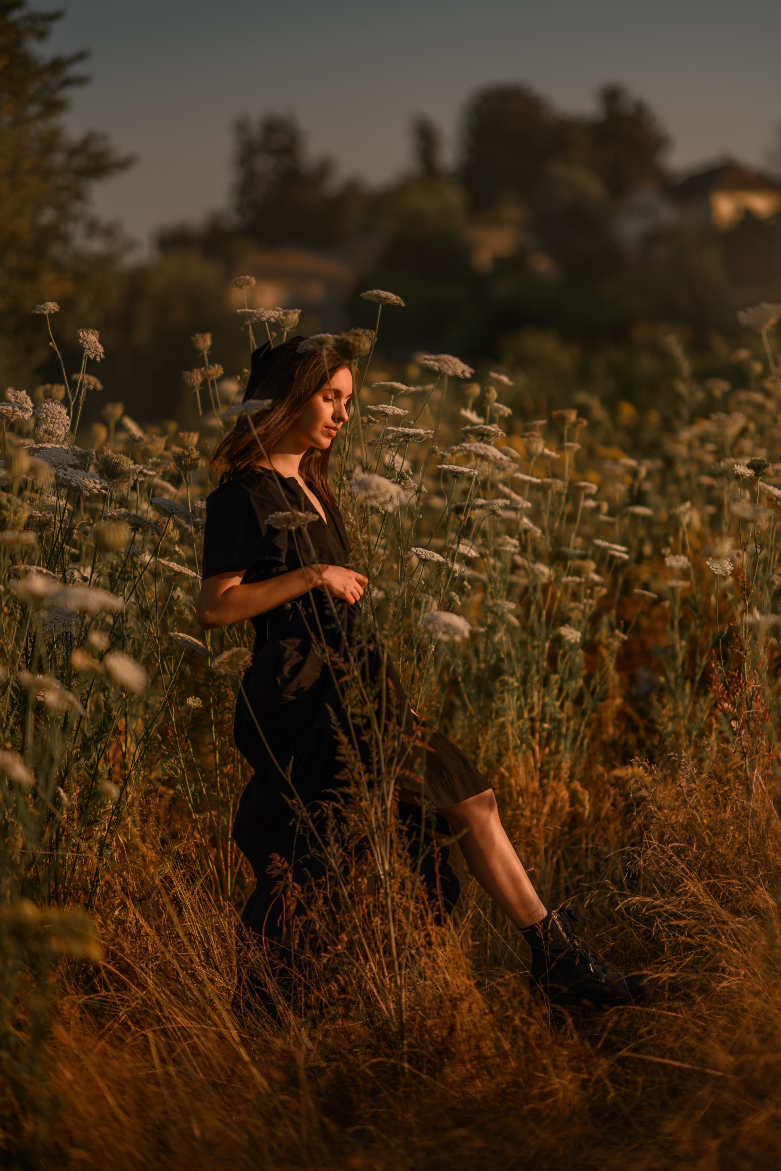 Meadow Light. Wedding & portrait photography in the Seattle Area. Helen Michelle photographer