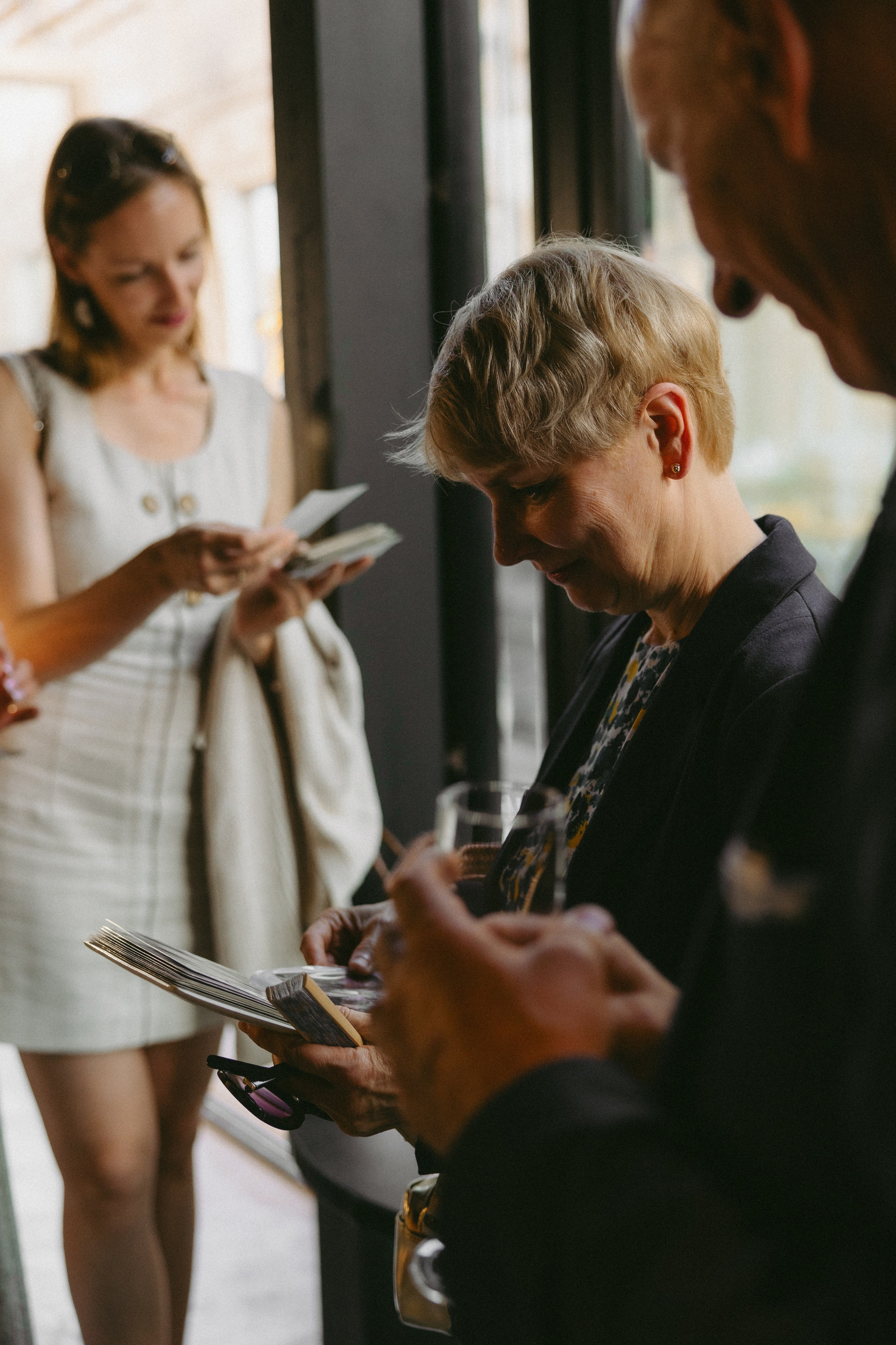 Miglė ir Mindaugas | 2024 | MIESTO VESTUVĖS. Vestuvių ir šeimų fotografė Lena Bondarenko / belove photo