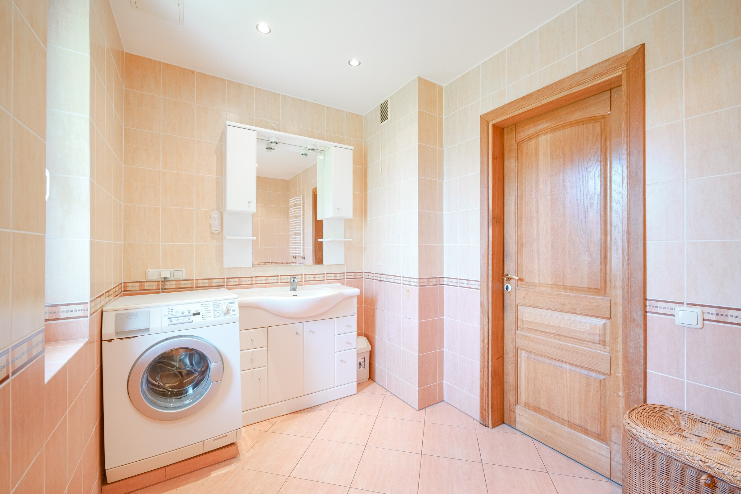 Bukiškės, Jaunimo g. Elina Sapiega fotografė Vilniuje