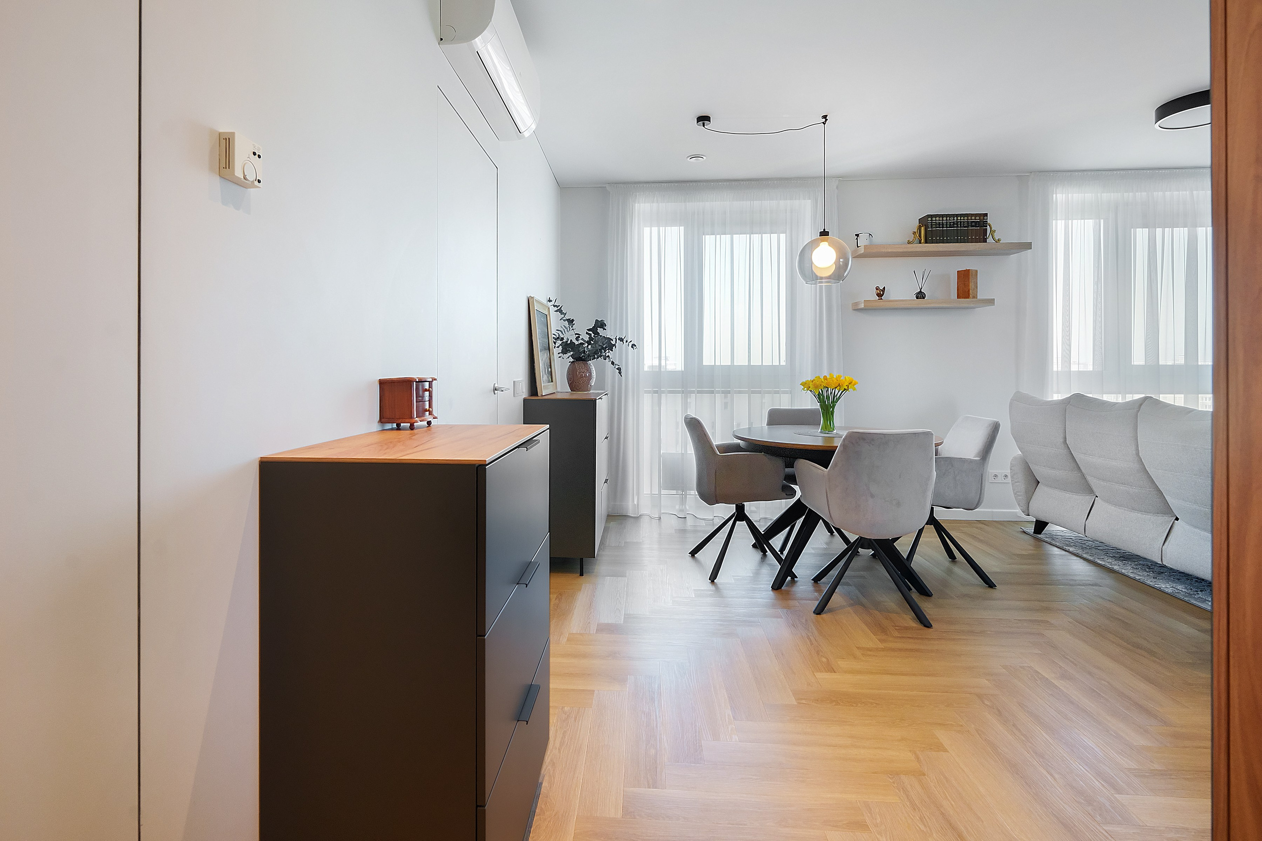 Viršuliškių g. 38B. Elina Sapiega fotografė Vilniuje