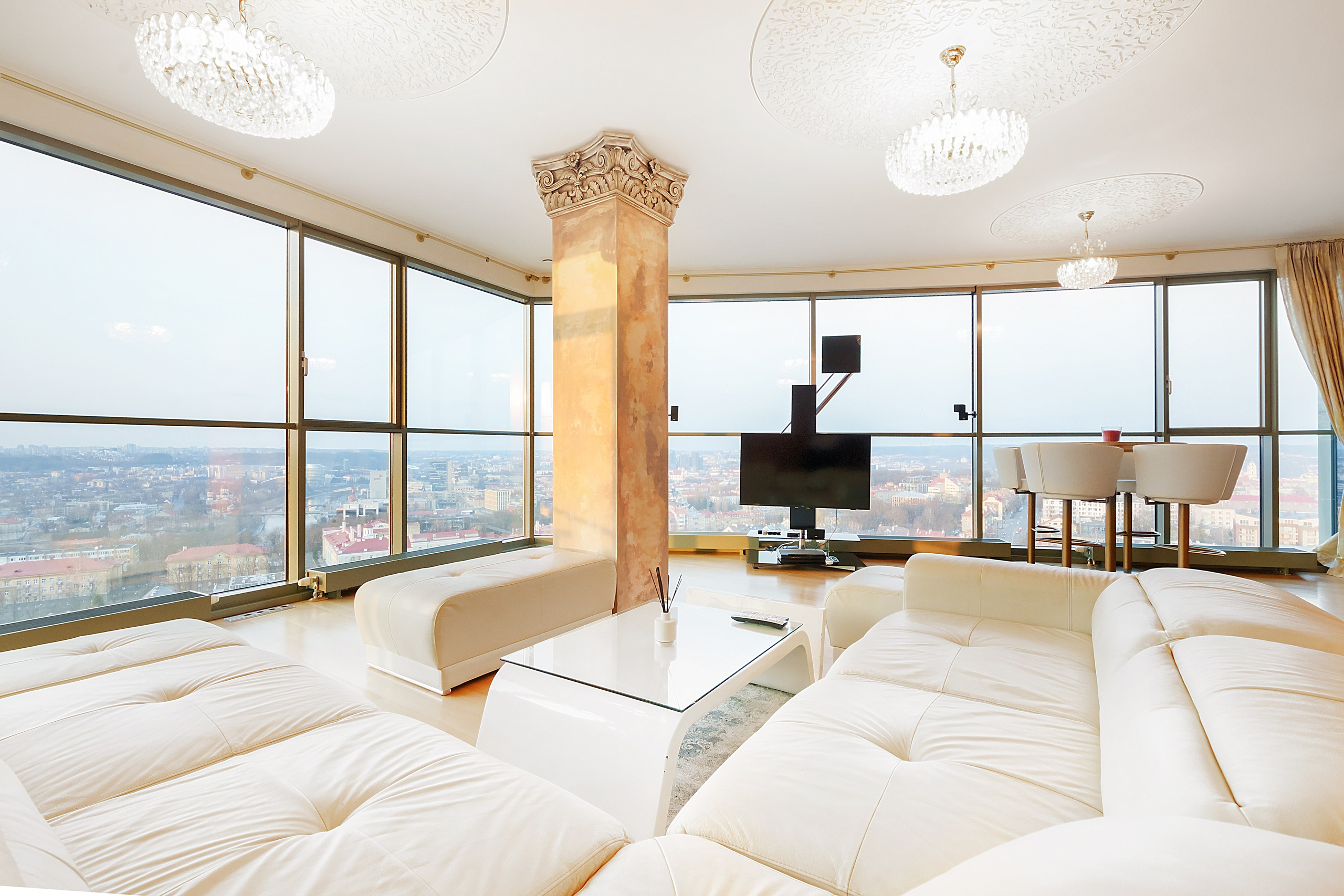 Savanoriu g. 1. Elina Sapiega fotografė Vilniuje