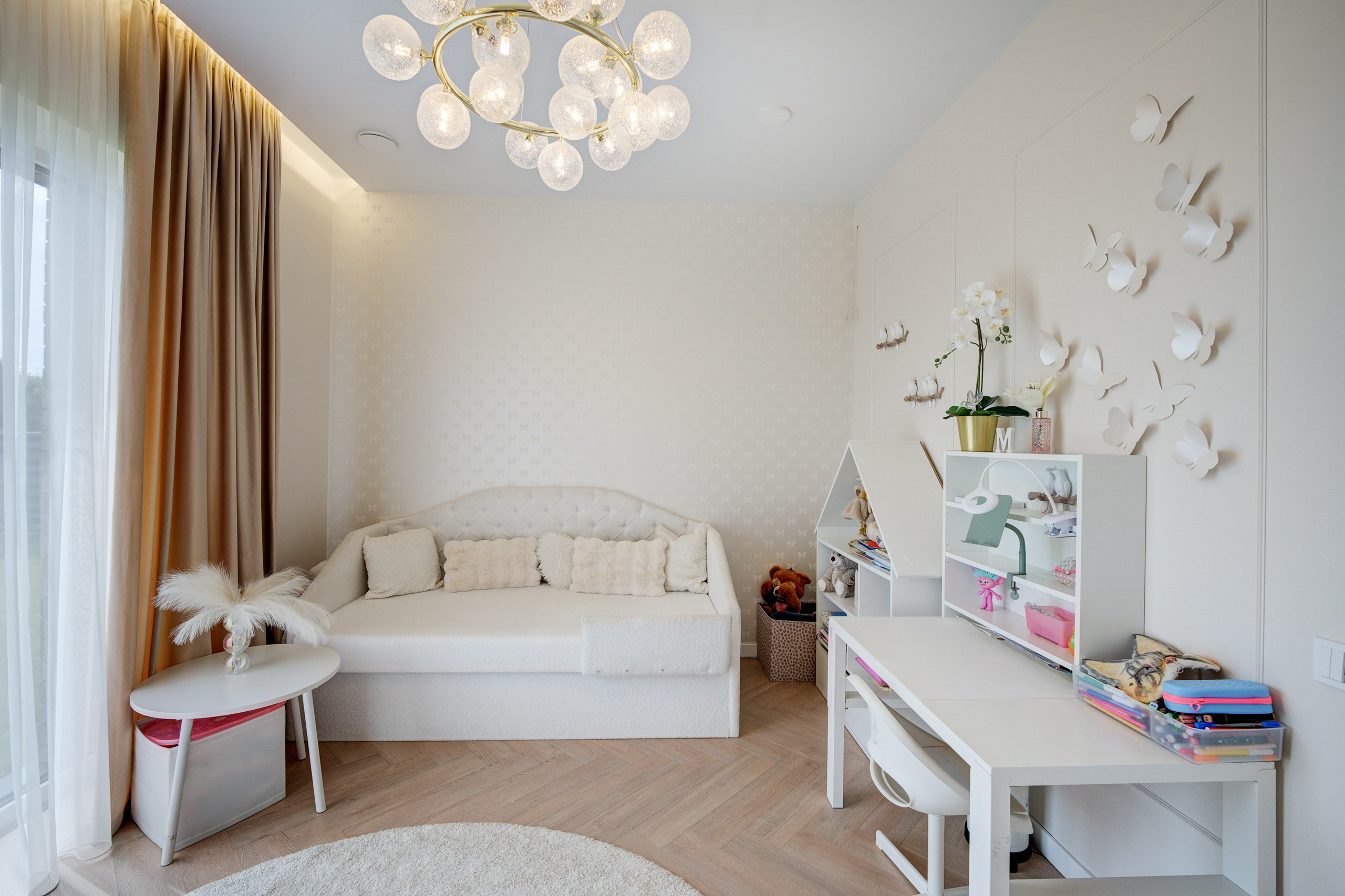 Lentvaris, gražus namas. Elina Sapiega fotografė Vilniuje