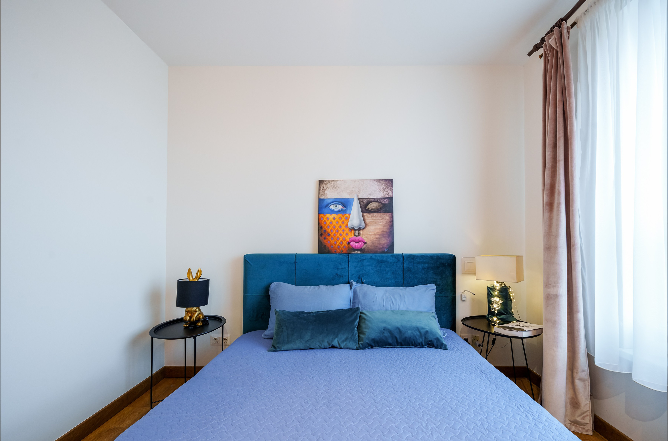 Karaliaučiaus g. 9 c, 2 k buto fotosesija. Elina Sapiega fotografė Vilniuje