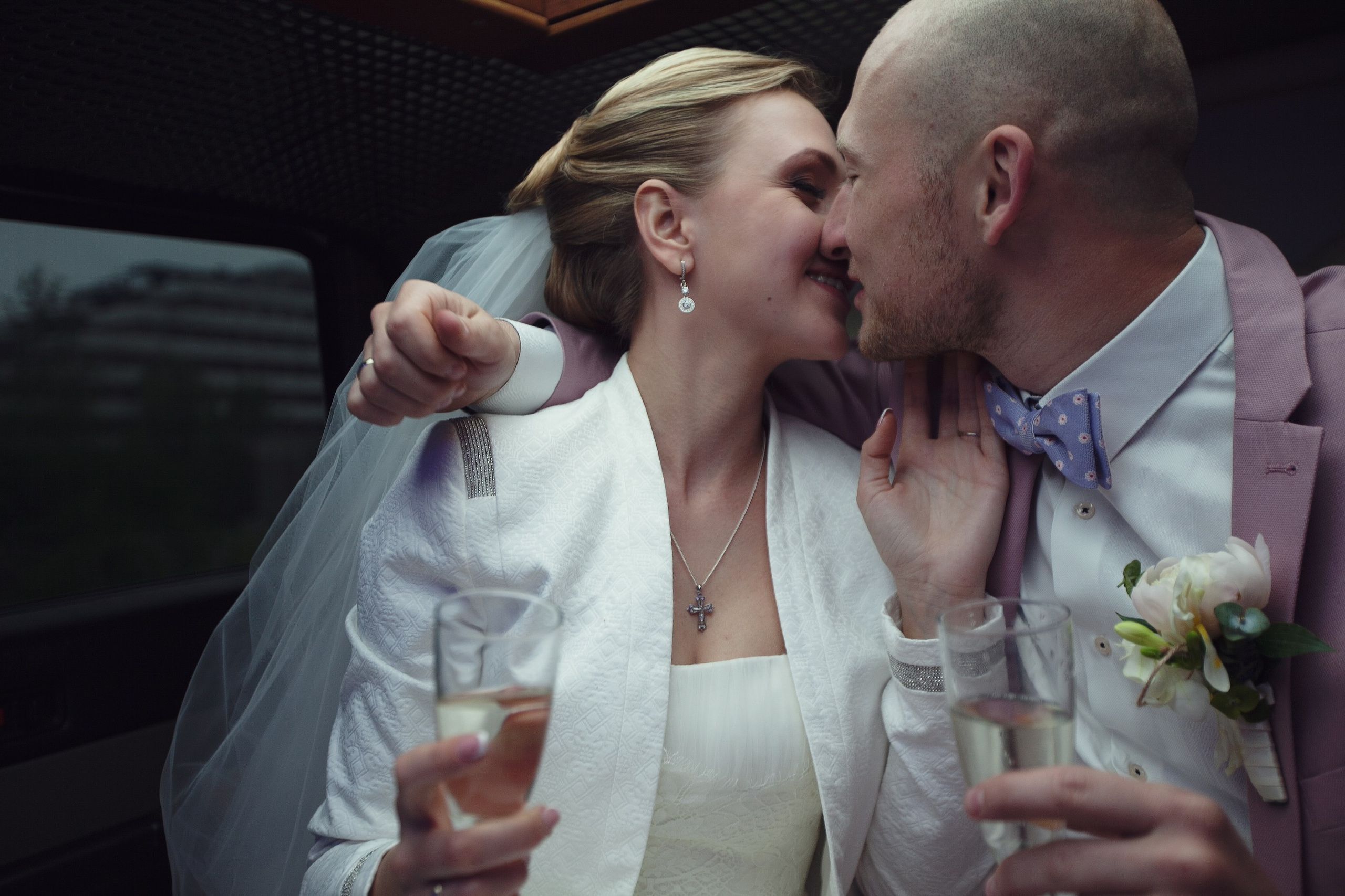 Robert & Andriana, Lviv. Denny Savon — Photographer in Santorini | Weddings, Love Stories & Flying Dress