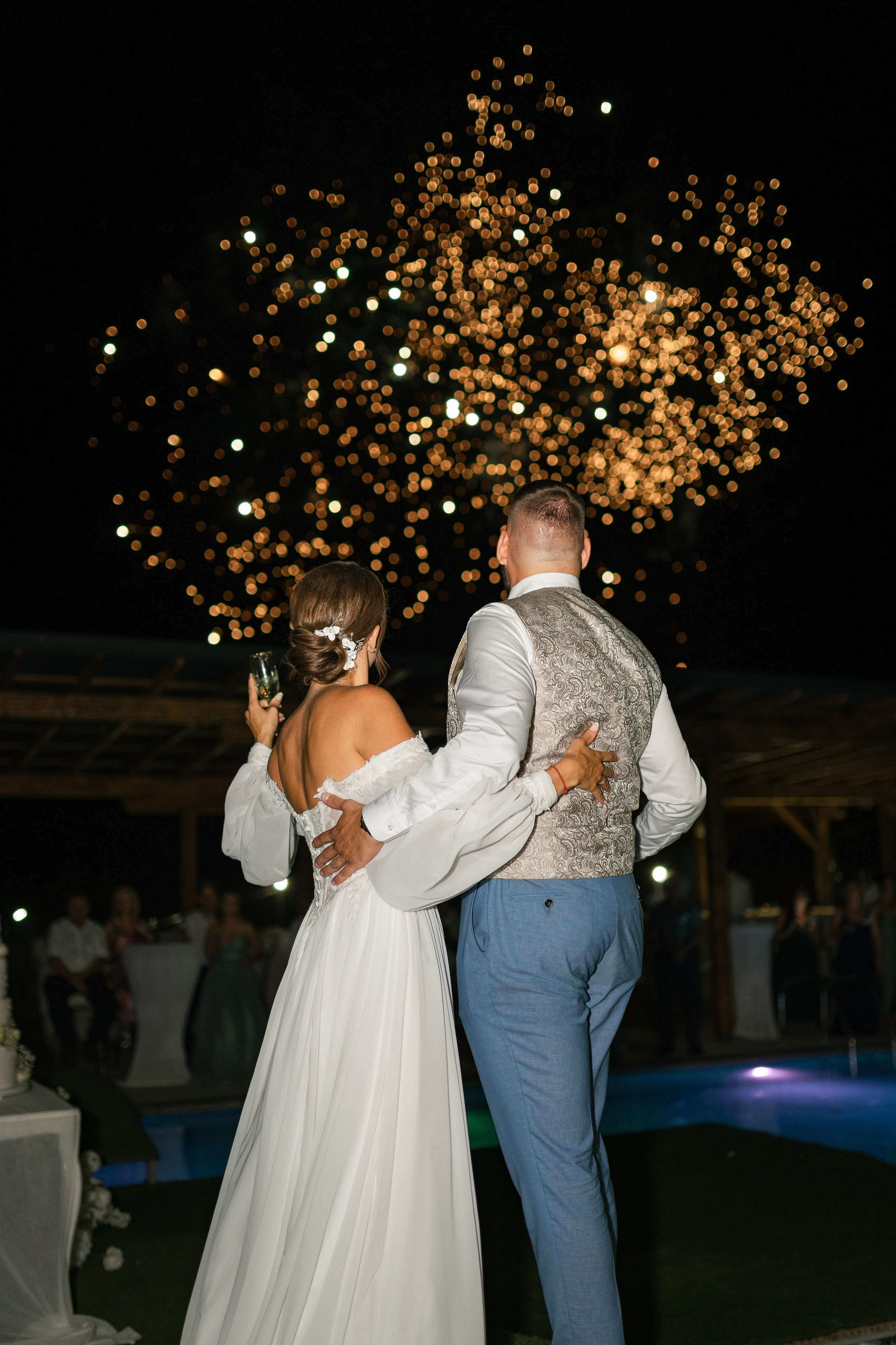 M&D|Between City Lights and Hidden Oasis. Black Sheep Produkcija| Wedding Photography and Wedding Films, based in Kragujevac, Europe / Fotograf i videograf, Kragujevac, Srbija
