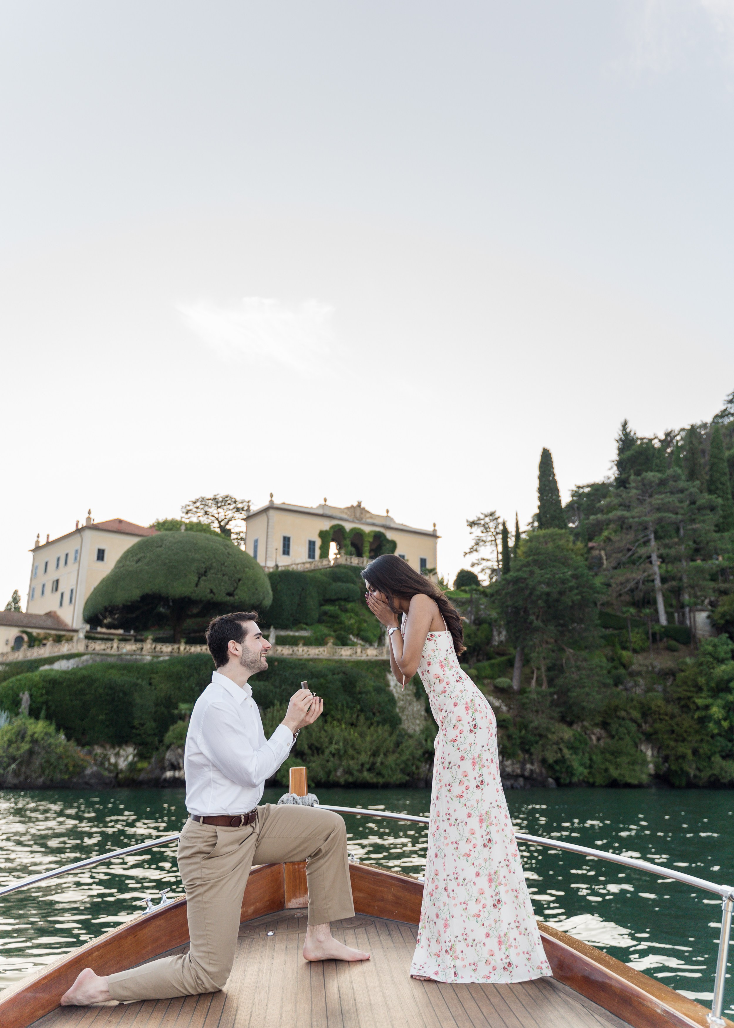 Villa Balbianello Luxury Boat Proposal. Proposal Photographer in Lake Como