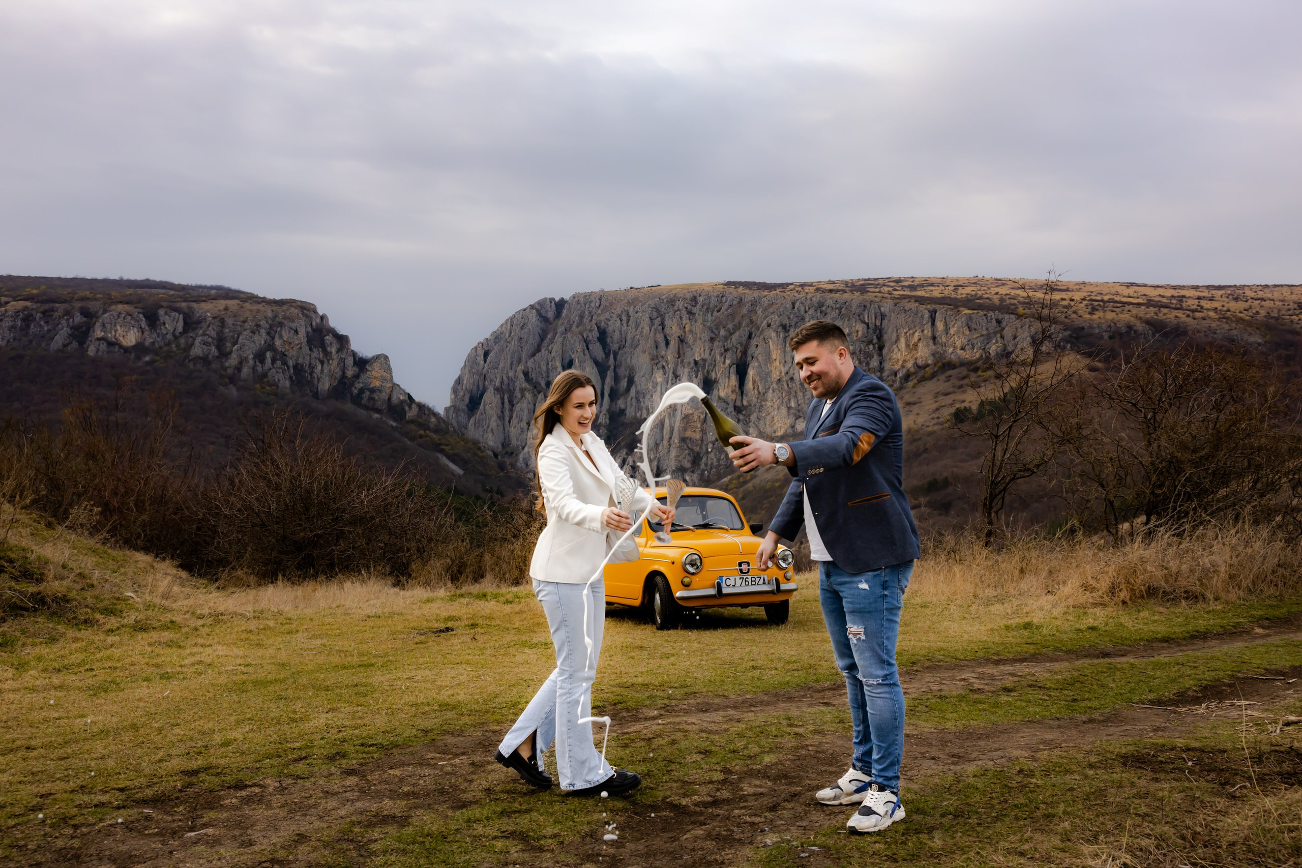 Nuntă & Save the date. Portré 📸 Photographer | Newborn photos • Maternity photos • Engagements • Weddings • Events • Portraits • Families • Birthdays • Parties