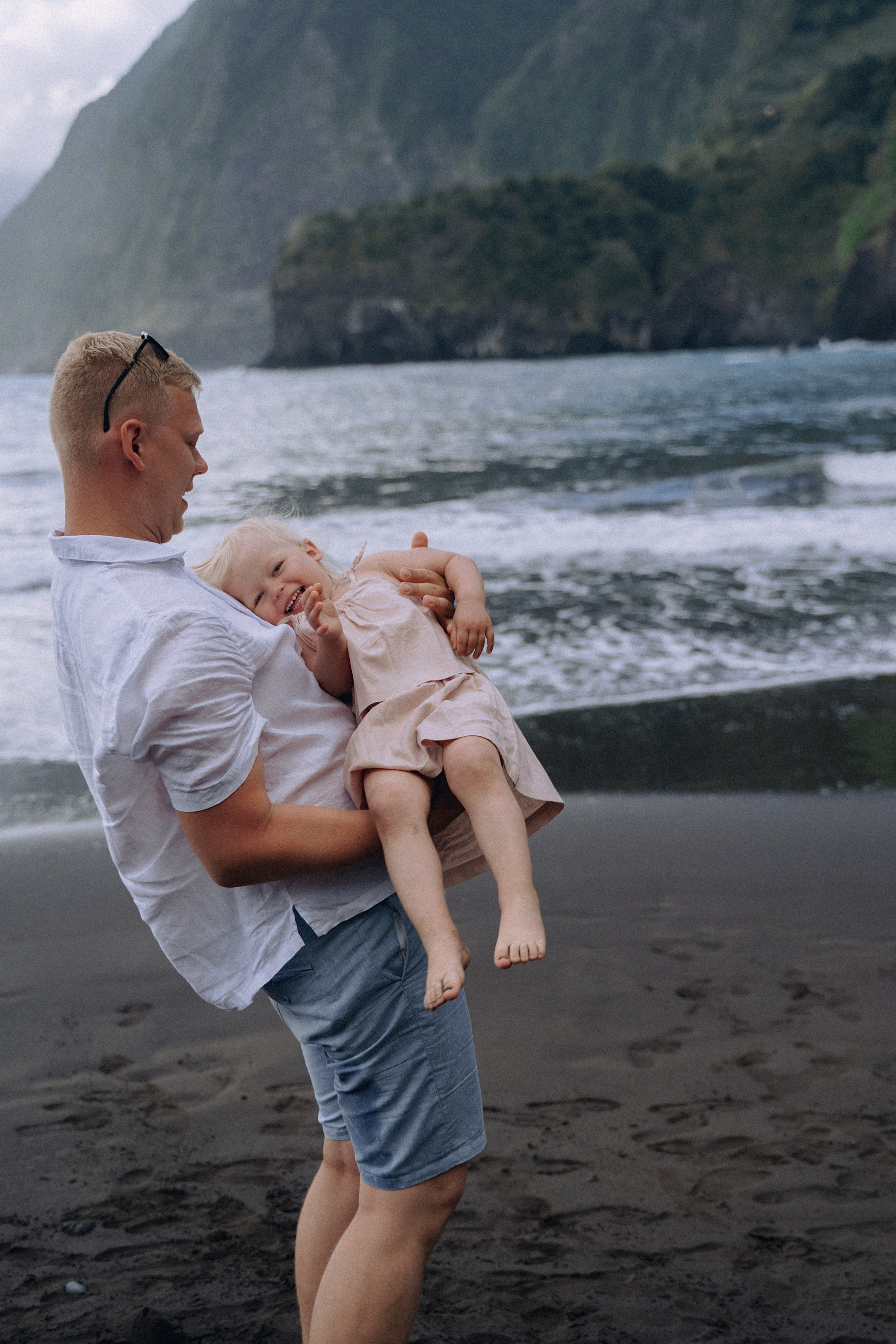 Seixal Beach Family Session | Family Photographer in Madeira. Your photographer in Madeira