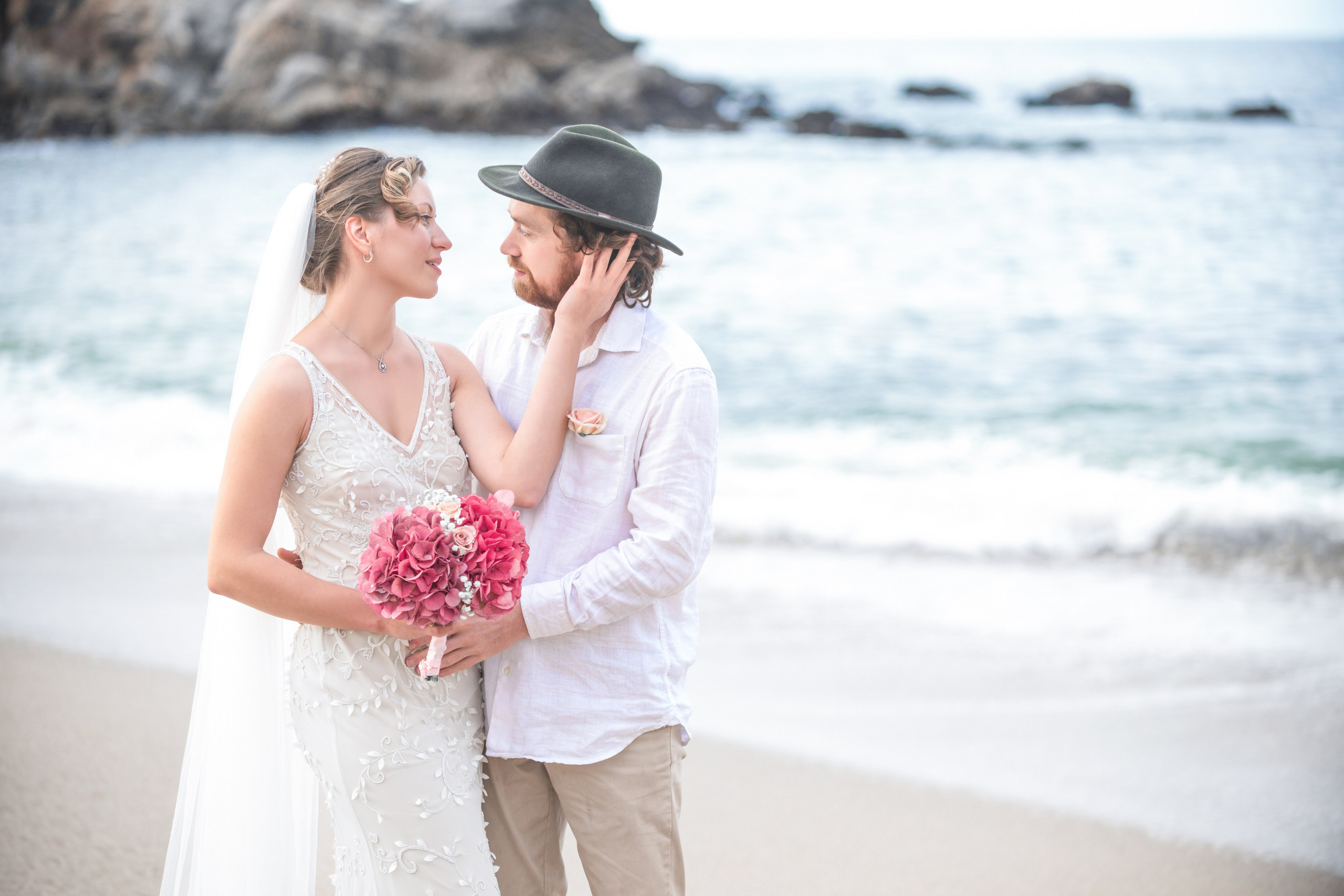 Coastal Elopement in Santa Cruz & Monterey. Wedding & Elopement Photographers in California
