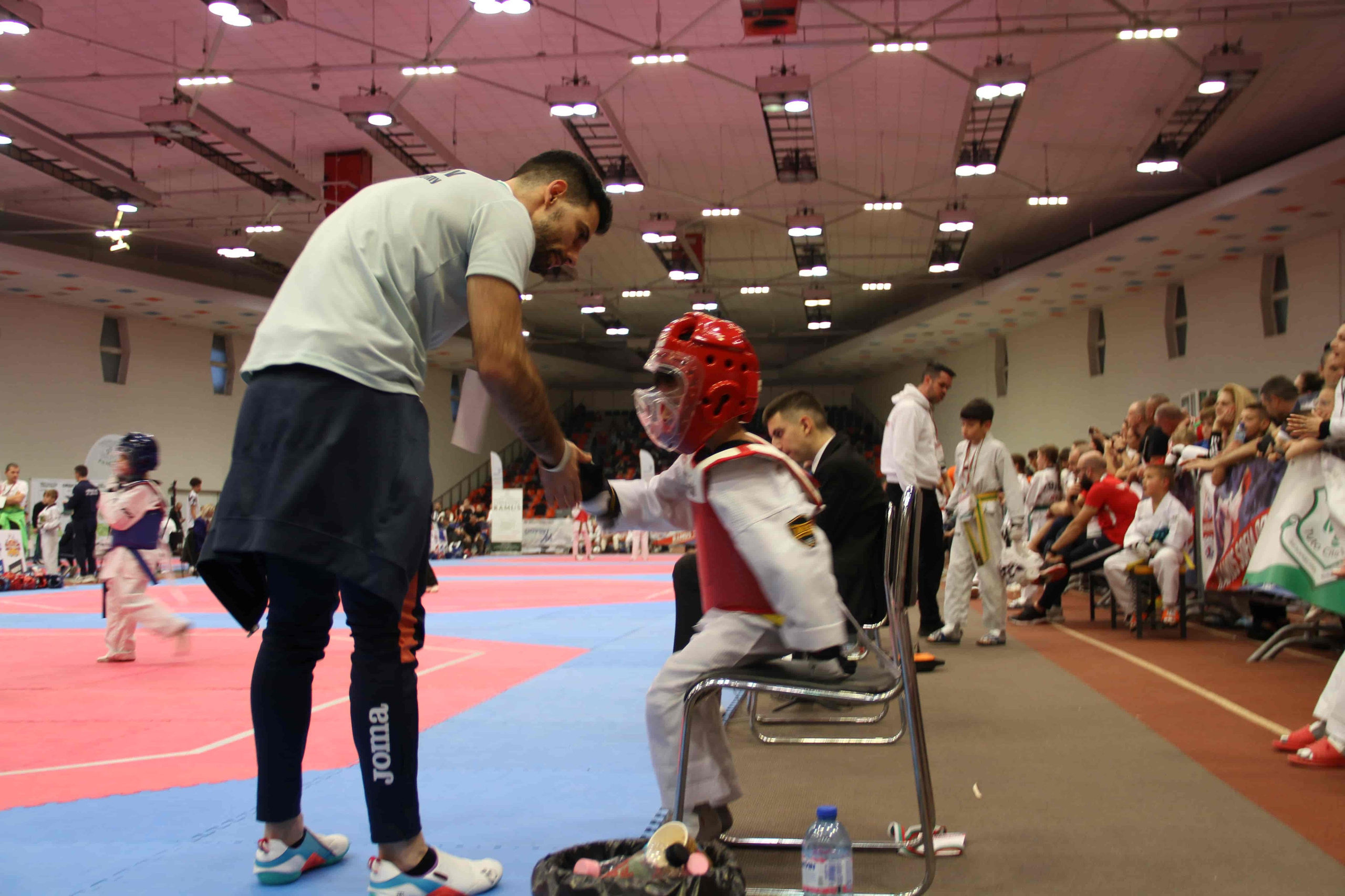 PhotoAdrenaline.com - BACKSTAGE фотография