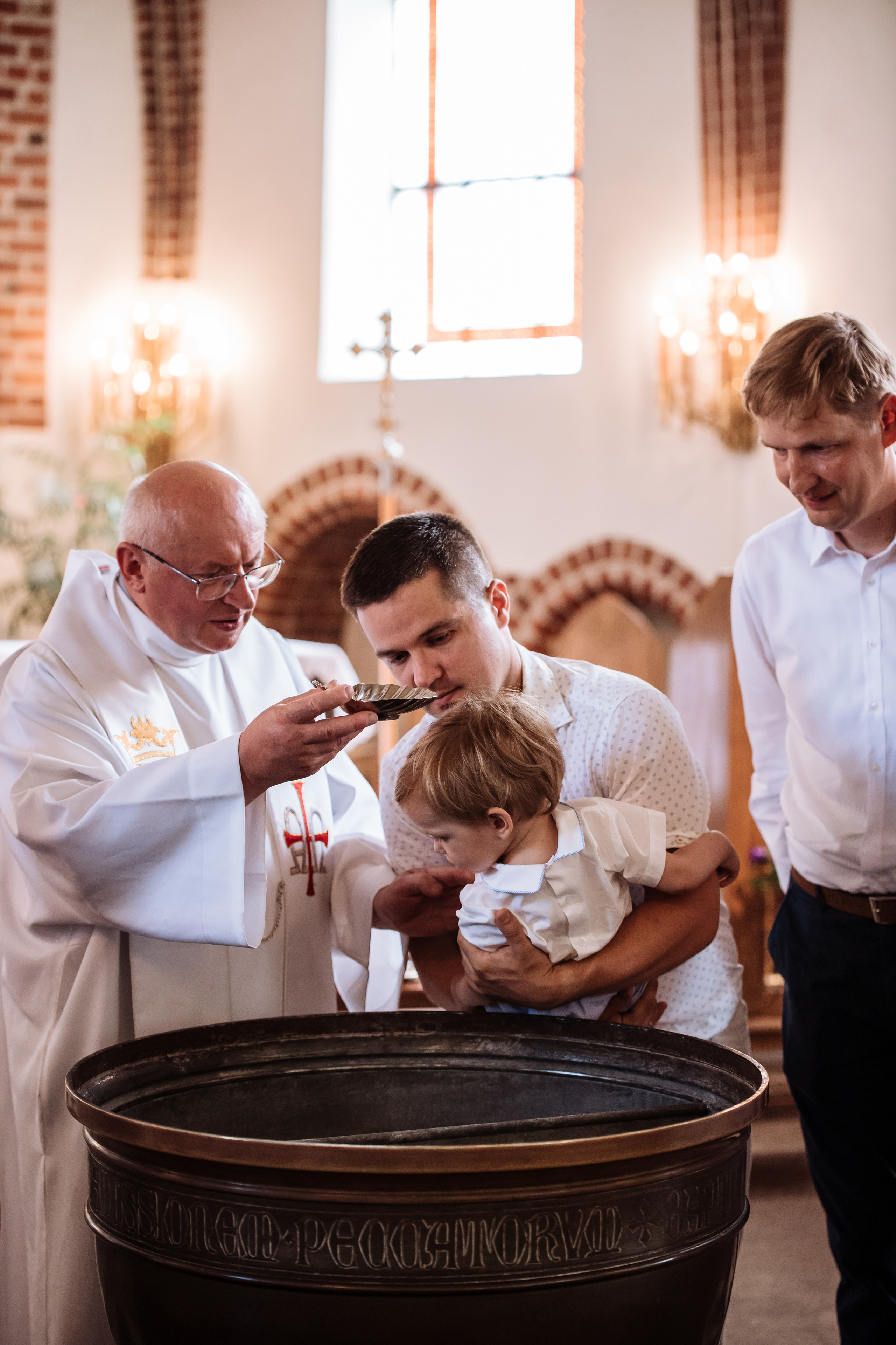 Mažvydo krikštynos. Wedding, christening and family photographers in Vilnius, Lithuania