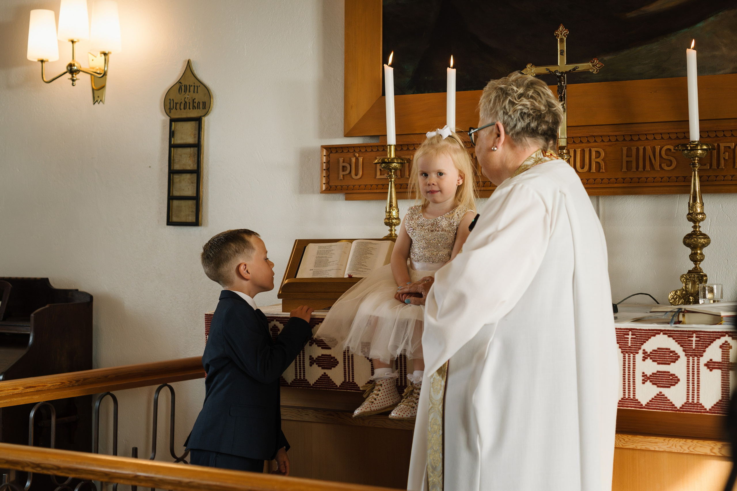 Maria and Matt. Michalina Dzianach Wedding Photographer Iceland