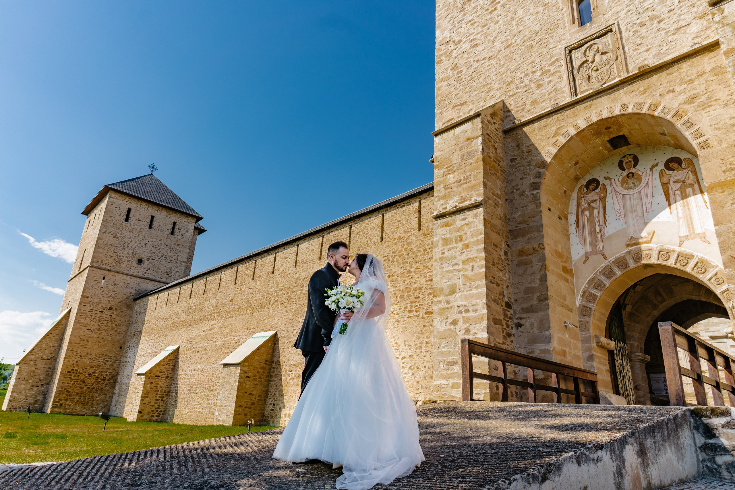 Sorin & Bianca. Foto-Video Nunta Iasi, Suceava, Bucuresti / Disponibilitate 2025 — 2026 — 2027