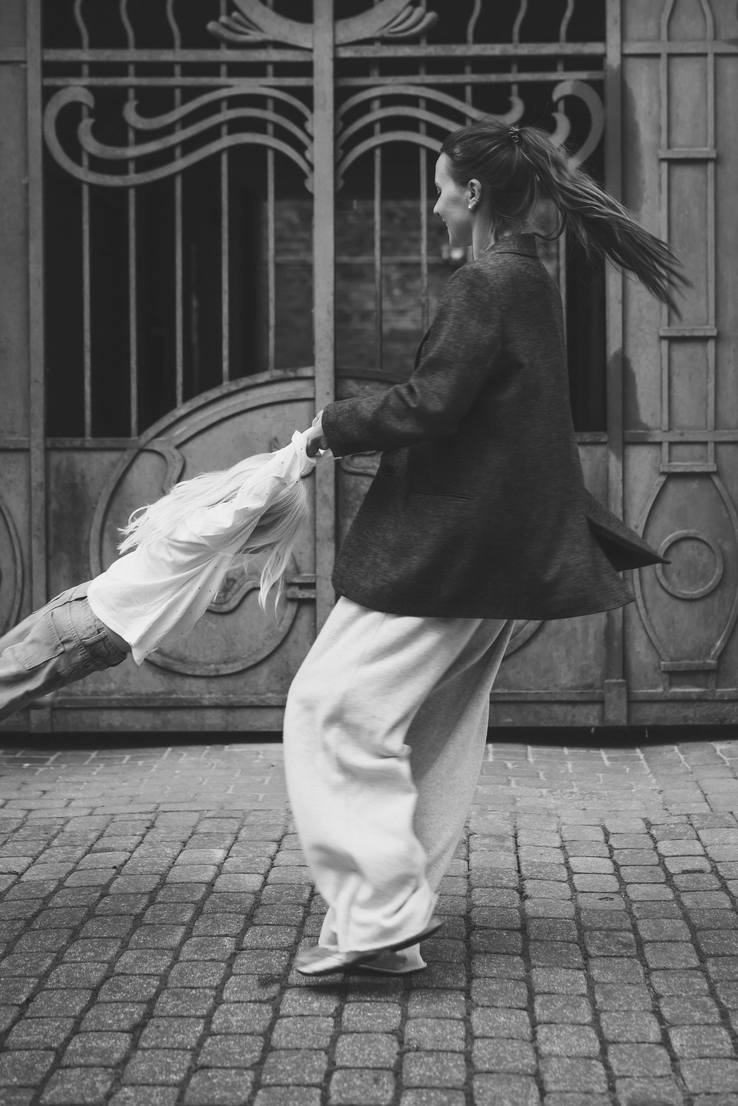 Family photoshoot. Portrait, lookbook and family photographer in Riga, LATVIA