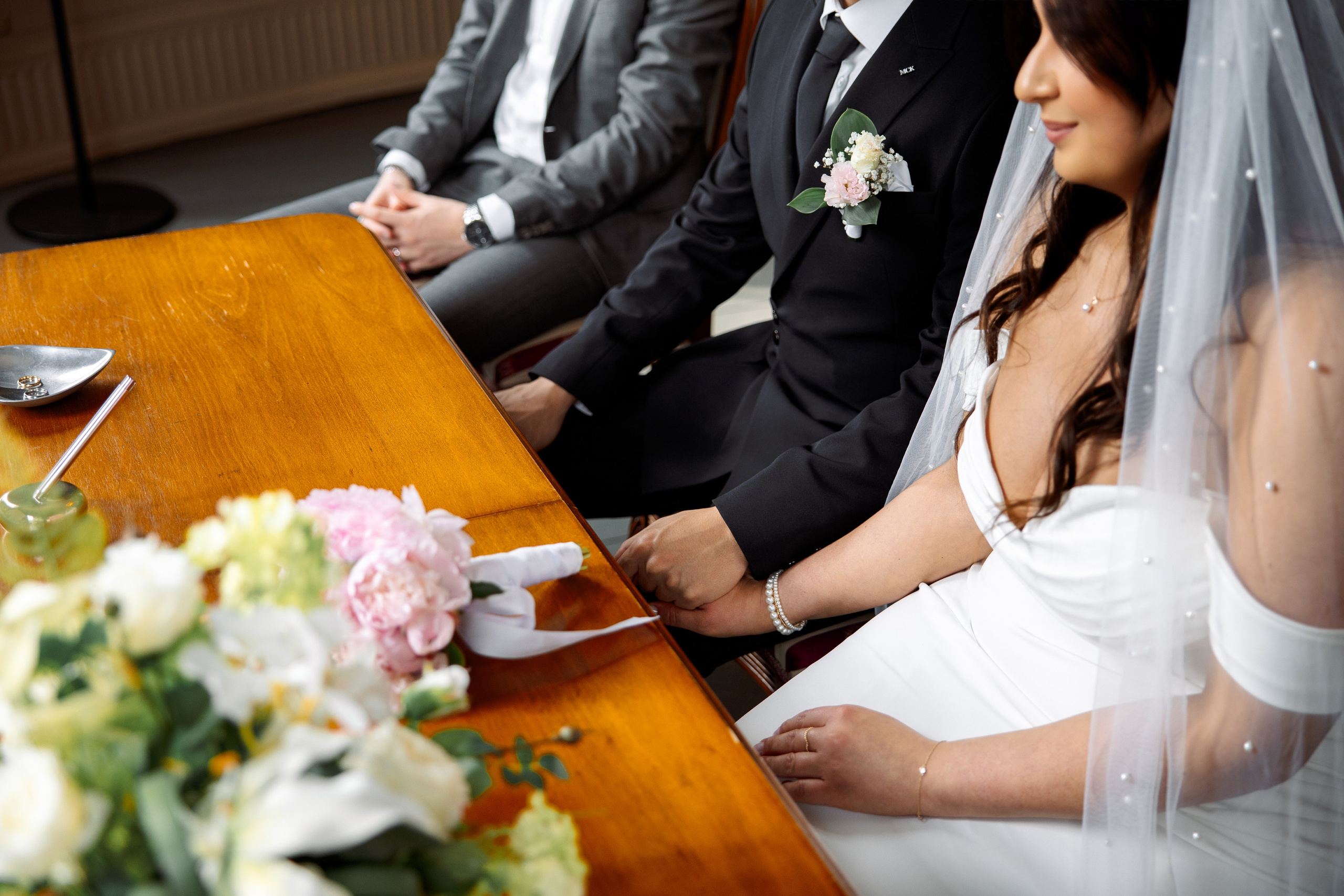 Standesamtliche Trauung im Herrenhaus Cromford, Ratingen. Hochzeitsfotografie |Hochzeitsfotograf Bochum | Hochzeitsfotograf Dortmund | Hochzeitsfotograf Essen | Hochzeitsfotograf Ruhrgebiet