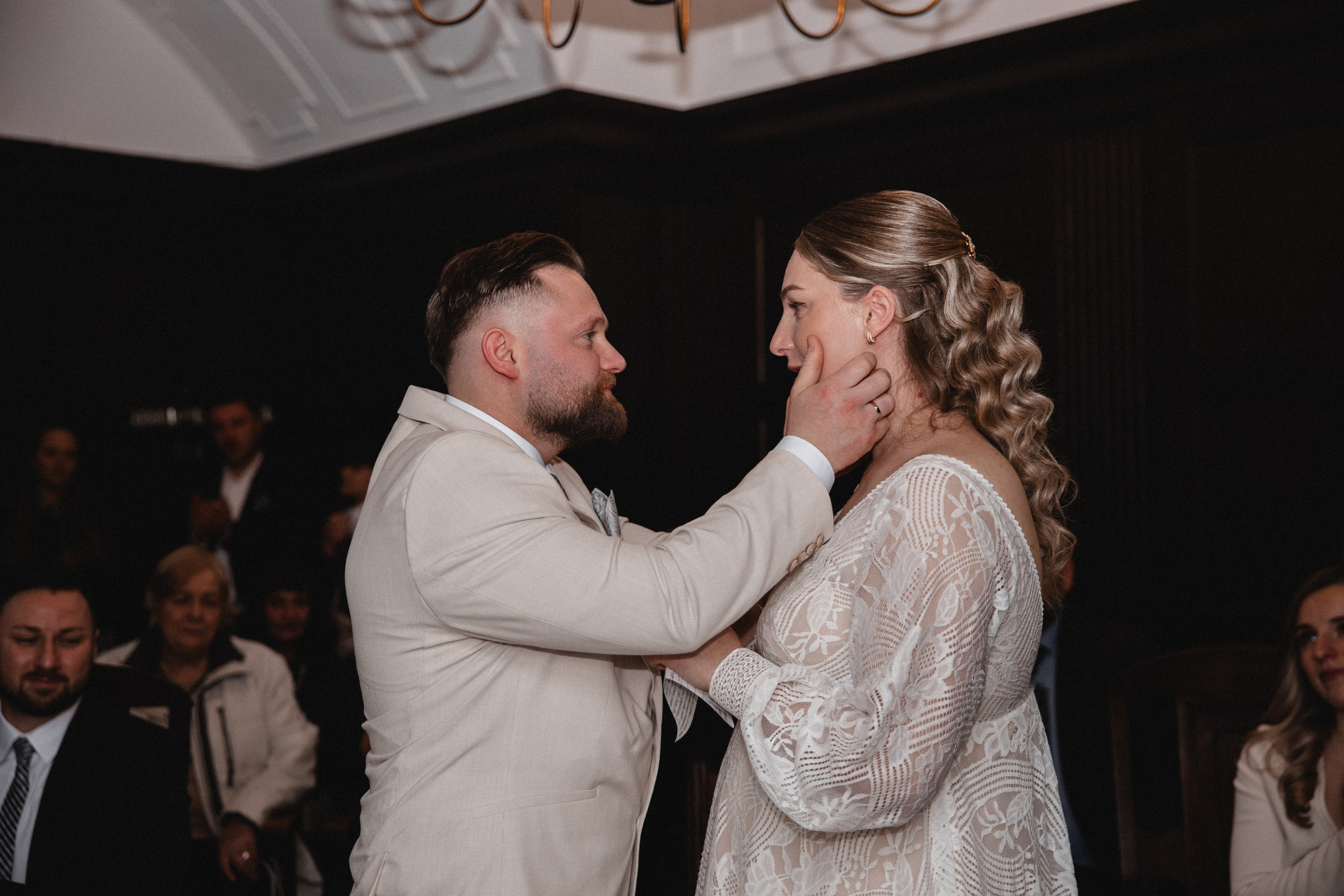 Laura & Arthur | Rathaus Herne. Photographer in Bochum Dolia Halyna