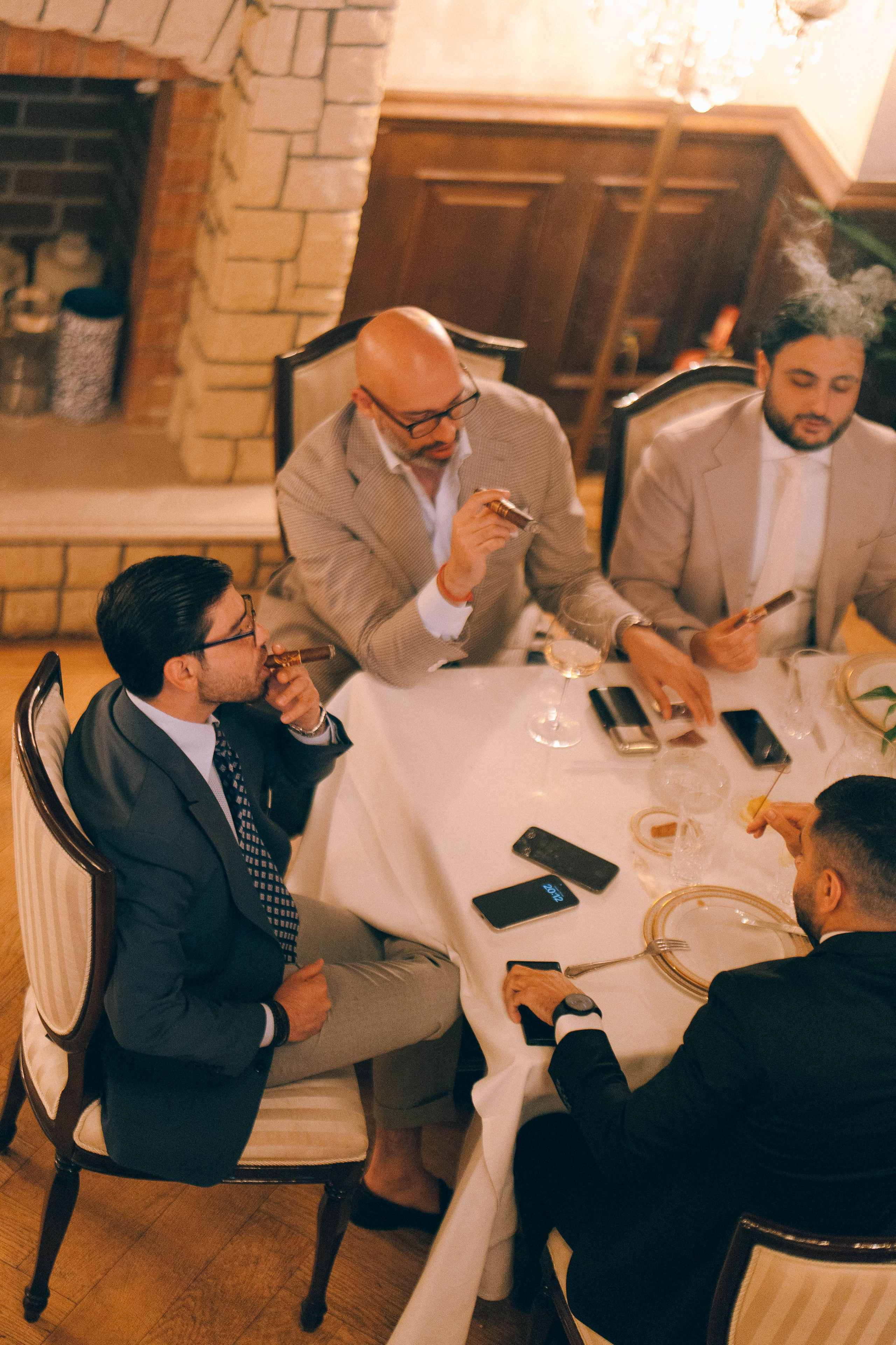 CIGAR CLUB. Wedding&Event photographer Ismail Rzayev in Baku