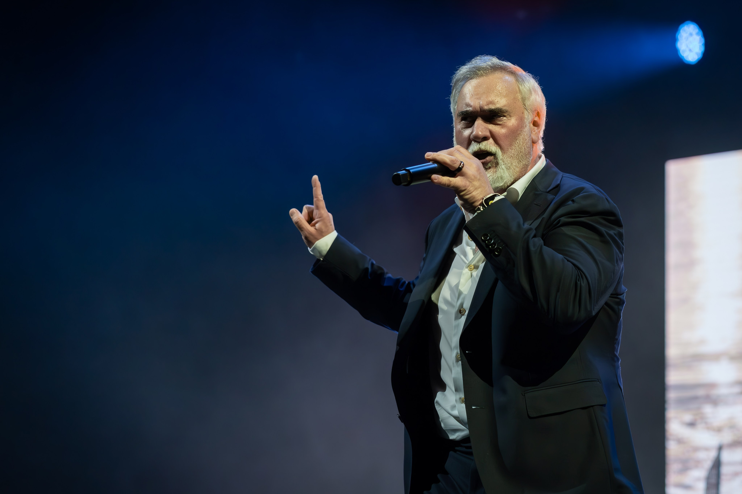 VALERY MELADZE. Reportage concert portrait photography in the San Francisco Bay Area