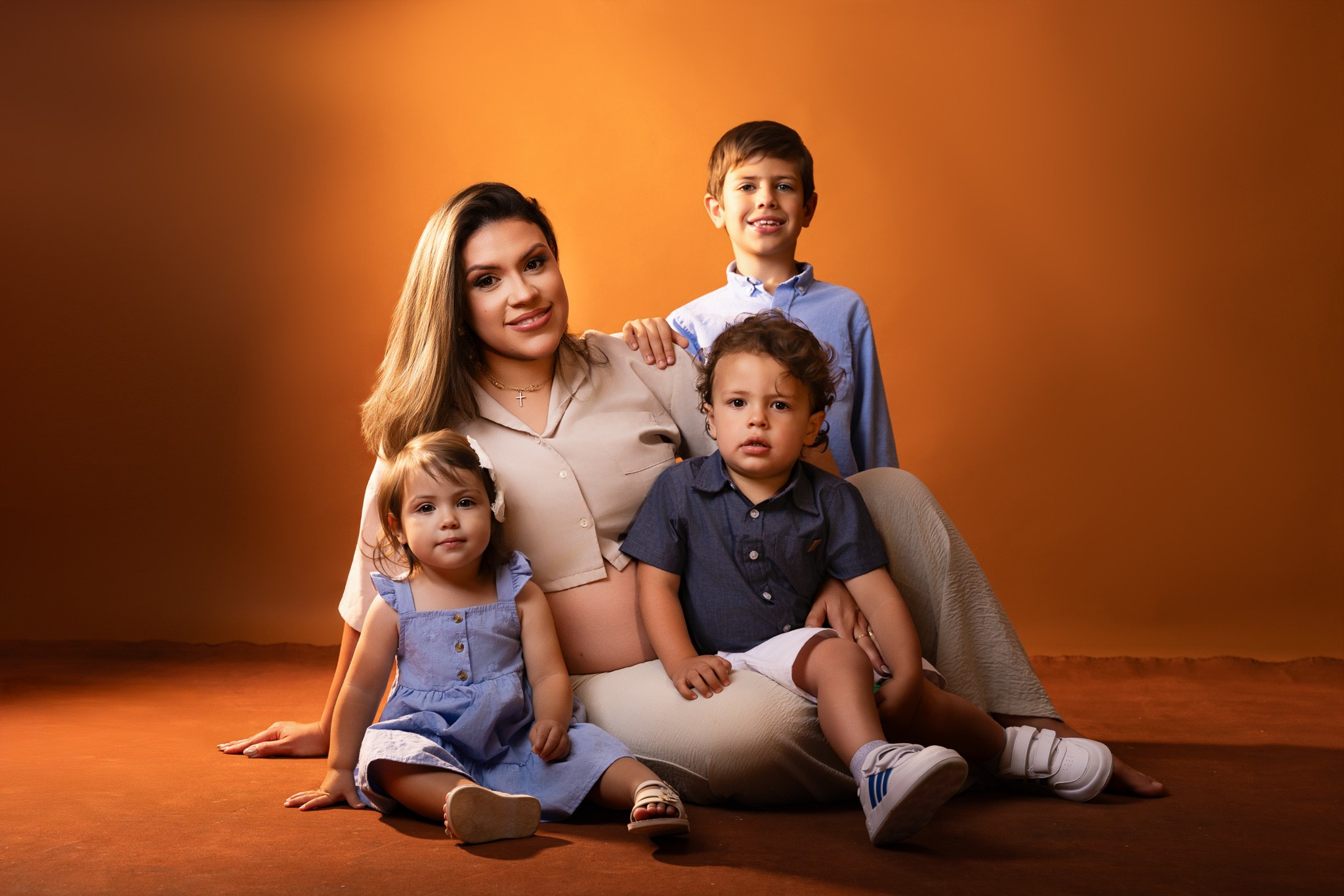 Bianca Maternity Photoshoot. Professional family, maternity & newborn photographer in North Charleston, SC, creating timeless portraits