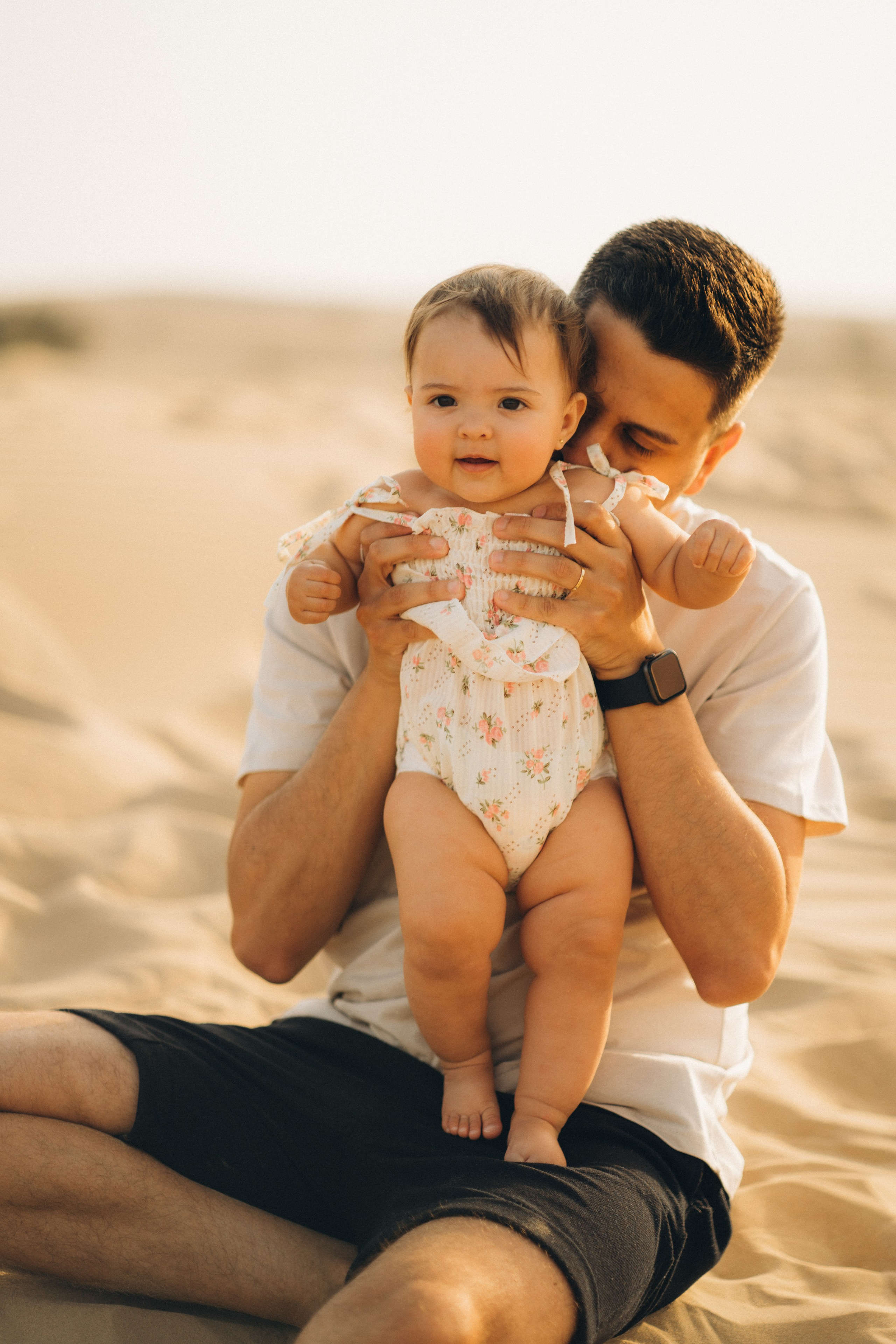 Sunset in the desert. Angela Iakovleva — Family Photographer in Dubai