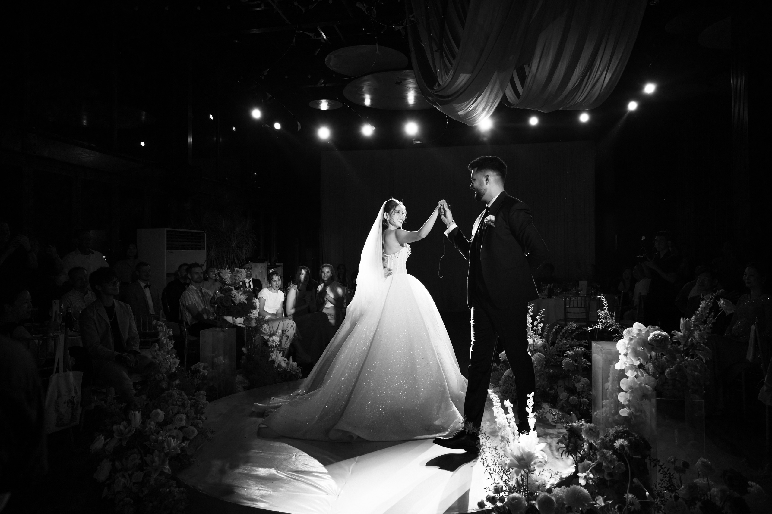 D & K / Wedding Journalism. Nhiếp ảnh gia đám cưới hàng đầu tại Thành Phố Hồ Chí Minh