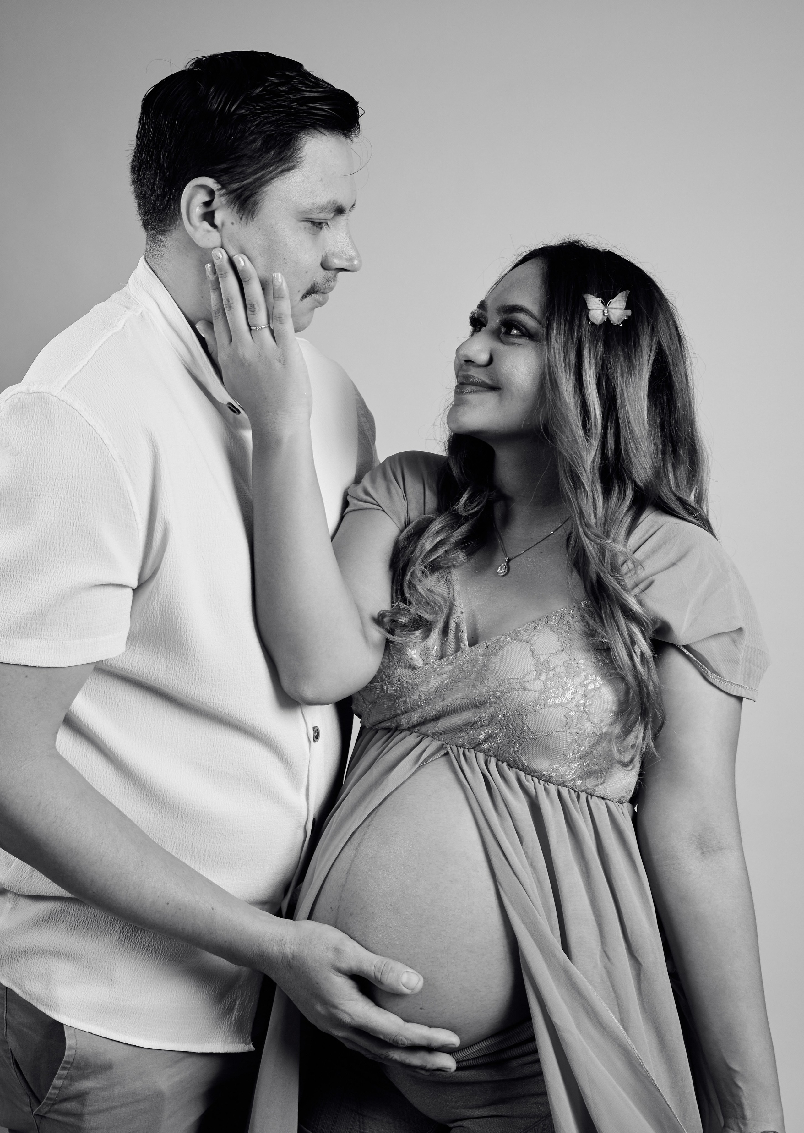 Angel y Luisa Prenatal. Christian Ku fotógrafo en Mérida, Yucatán