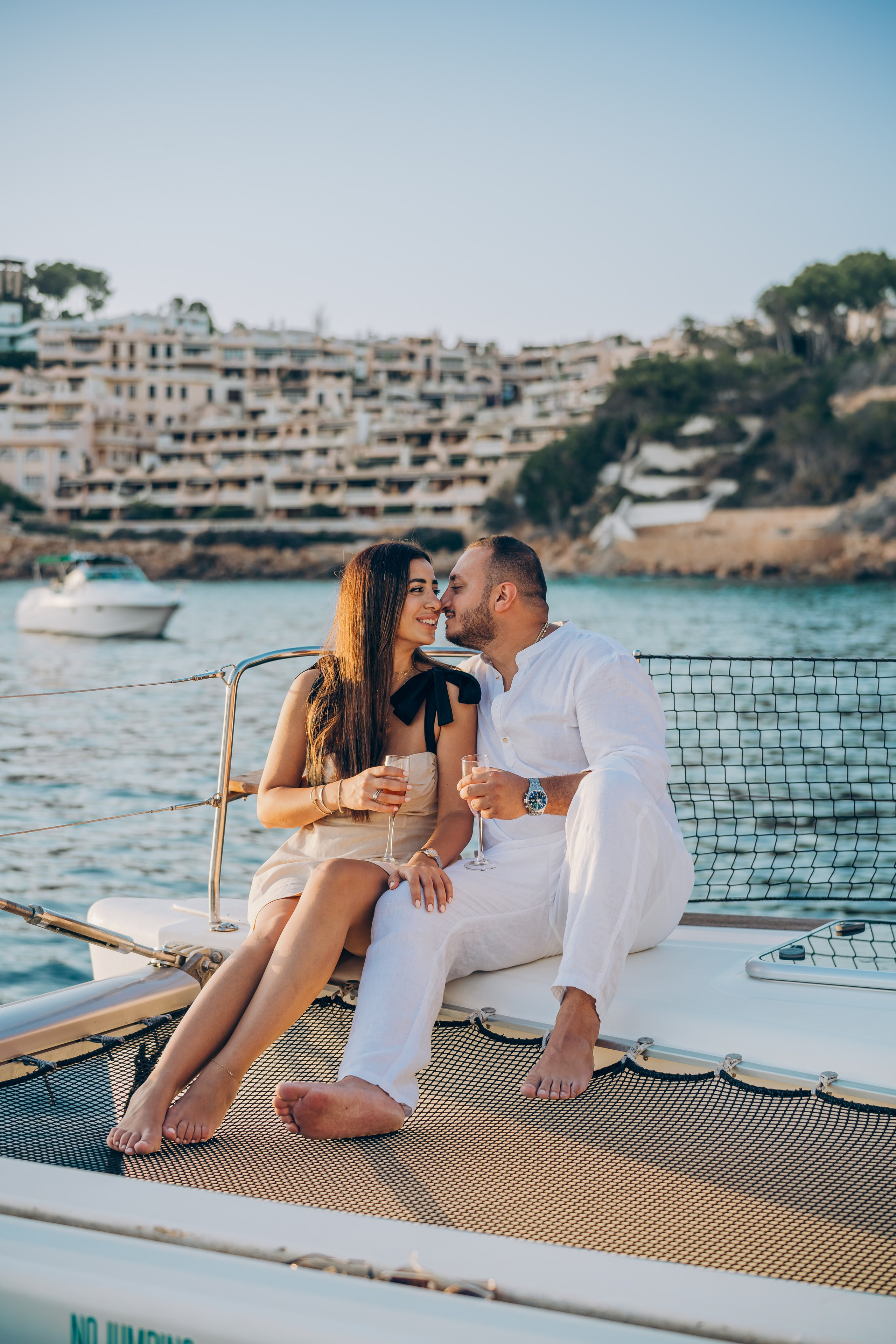 Engagement on a yacht at sunset. Фотограф у Пальма де Майорка