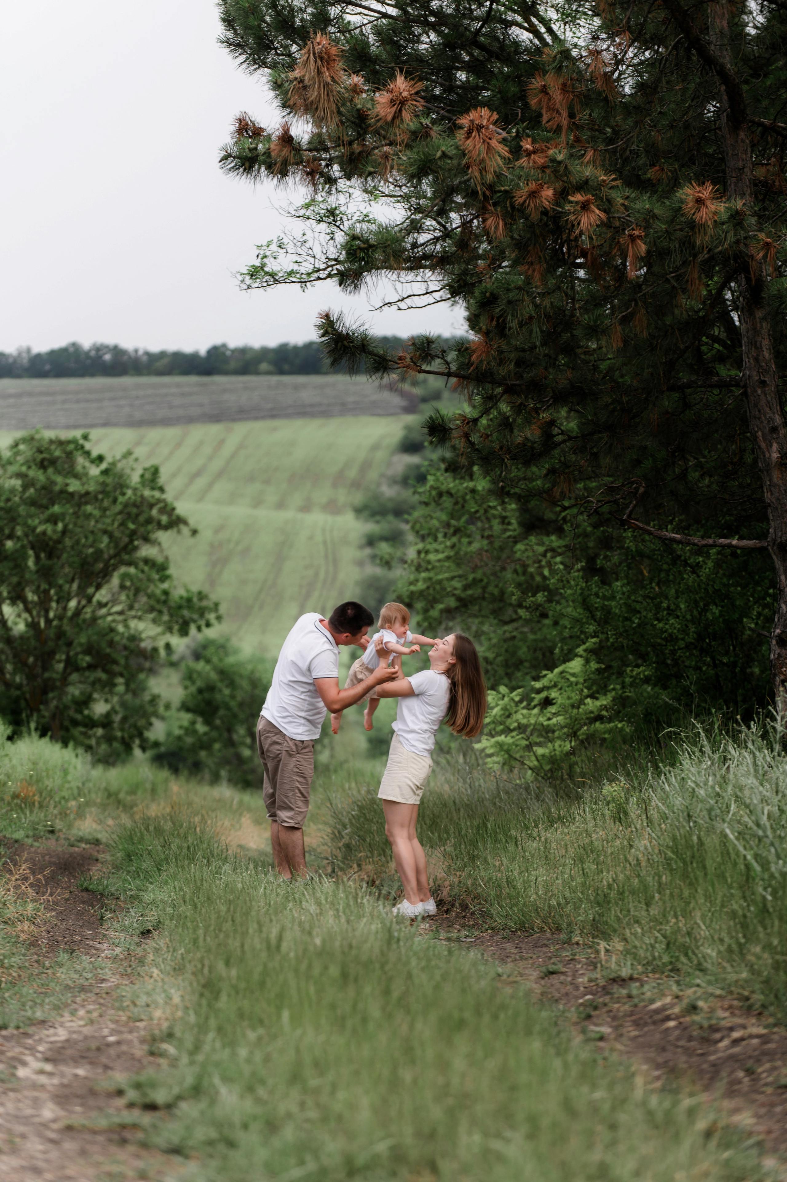 Family Ecaterina. Wedding photographer from Moldova Alexey Chipchiu