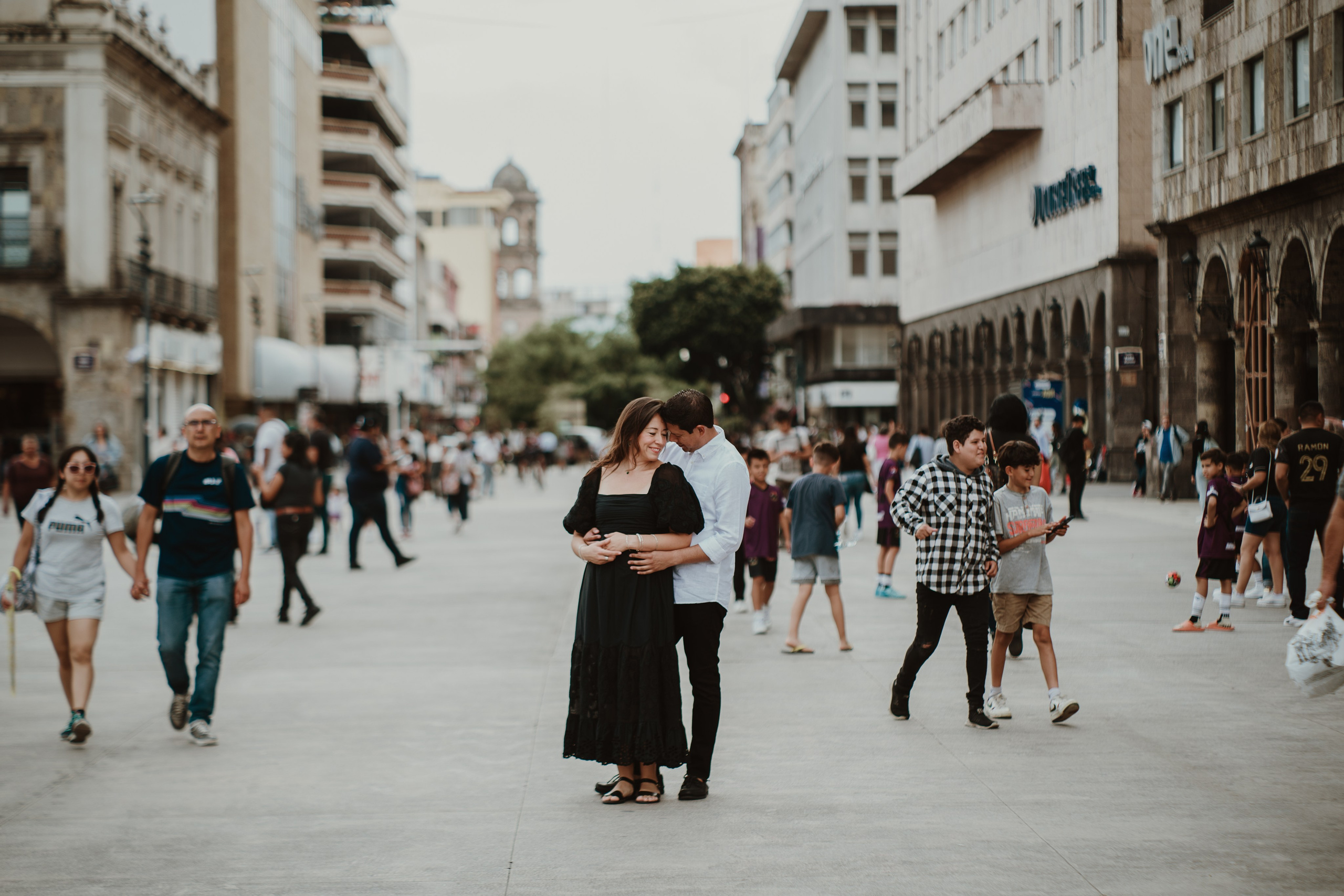 SAVE THE DATE / ENGAGEMENT. Wedding Photographer and Filmmaker in Guadalajara Mexico Abraham Linares