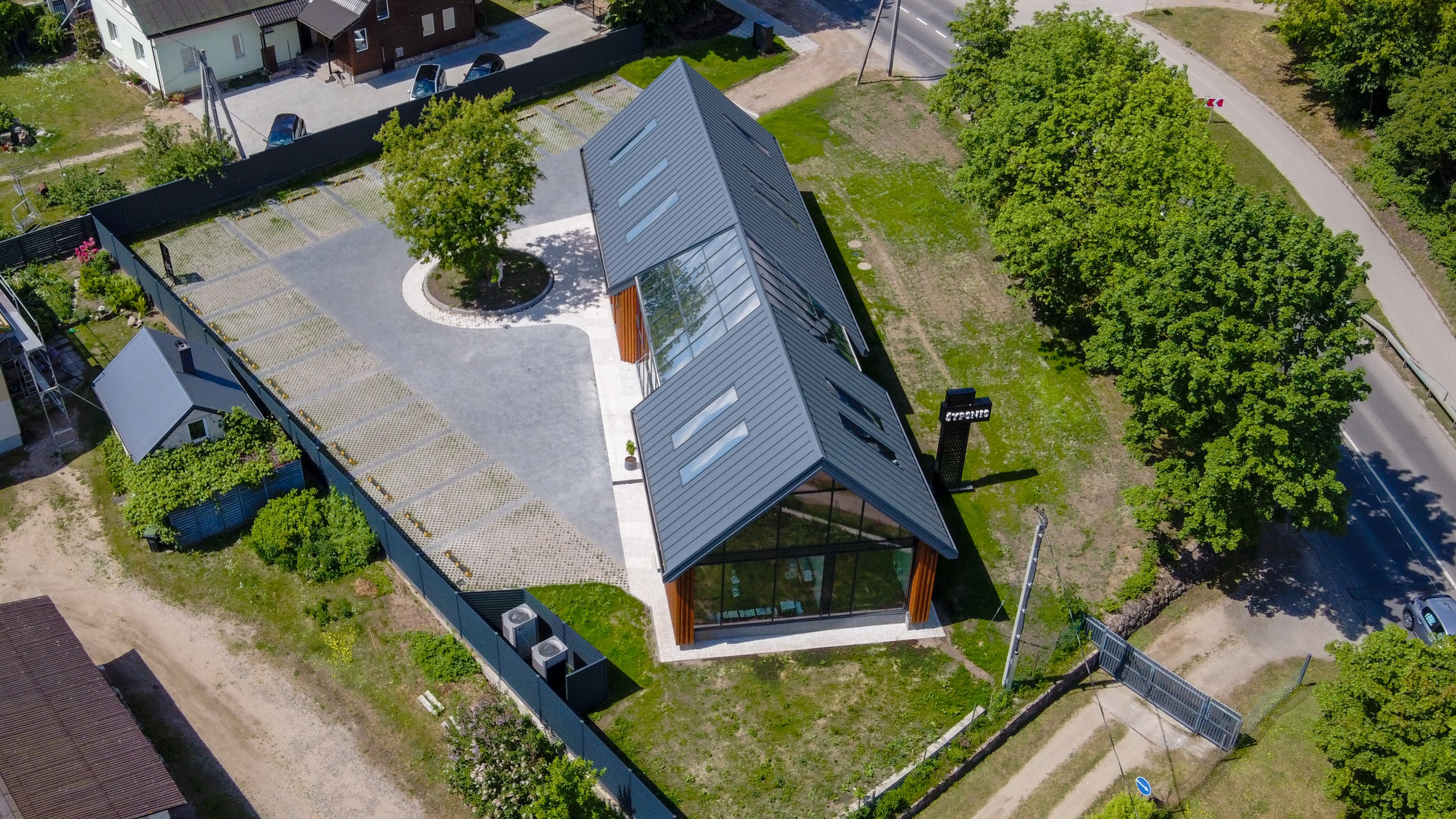 Žaliųjų ežerų g. 27. Elina Sapiega fotografė Vilniuje