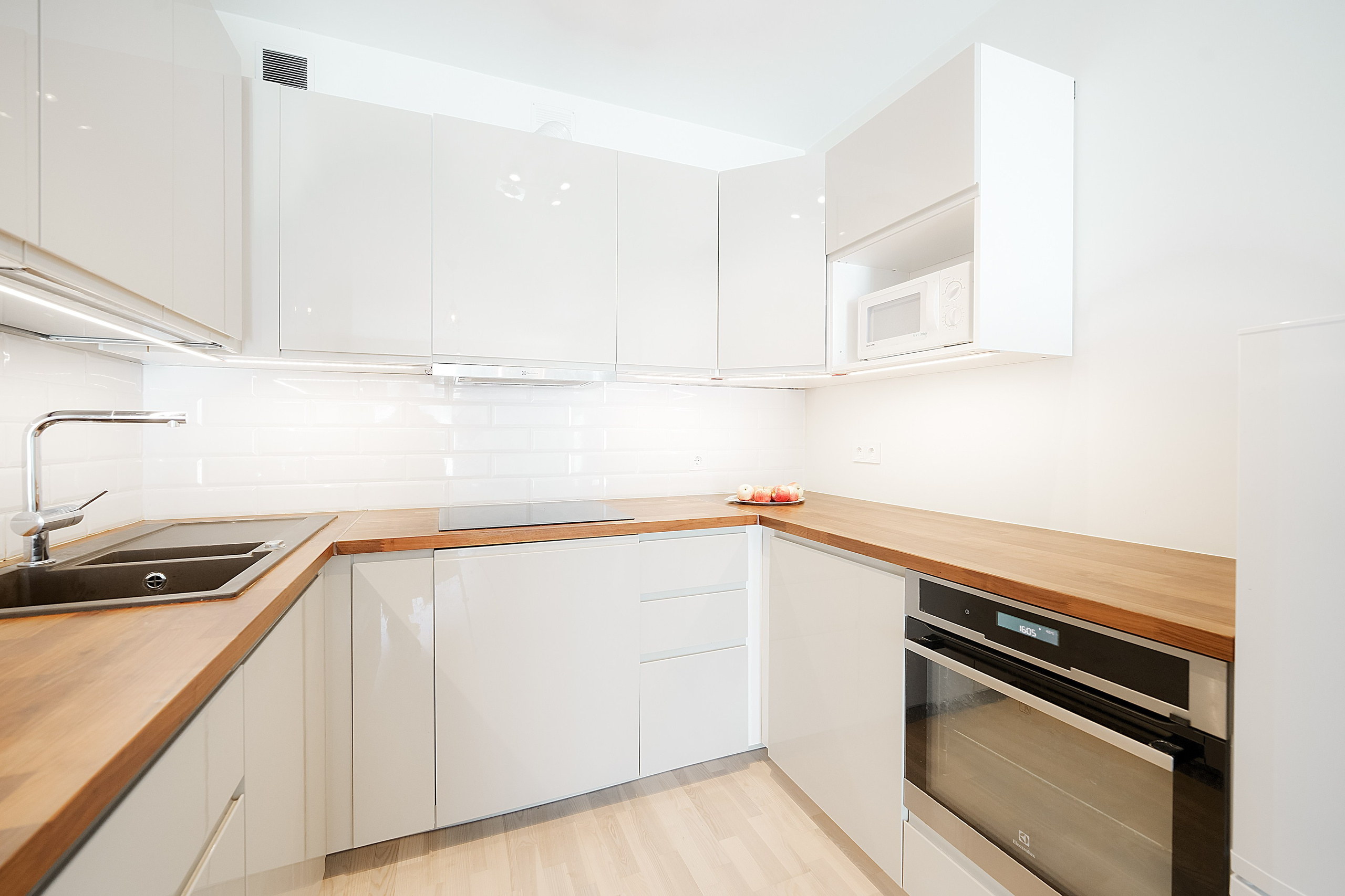 Ladygos g. 1. Elina Sapiega fotografė Vilniuje