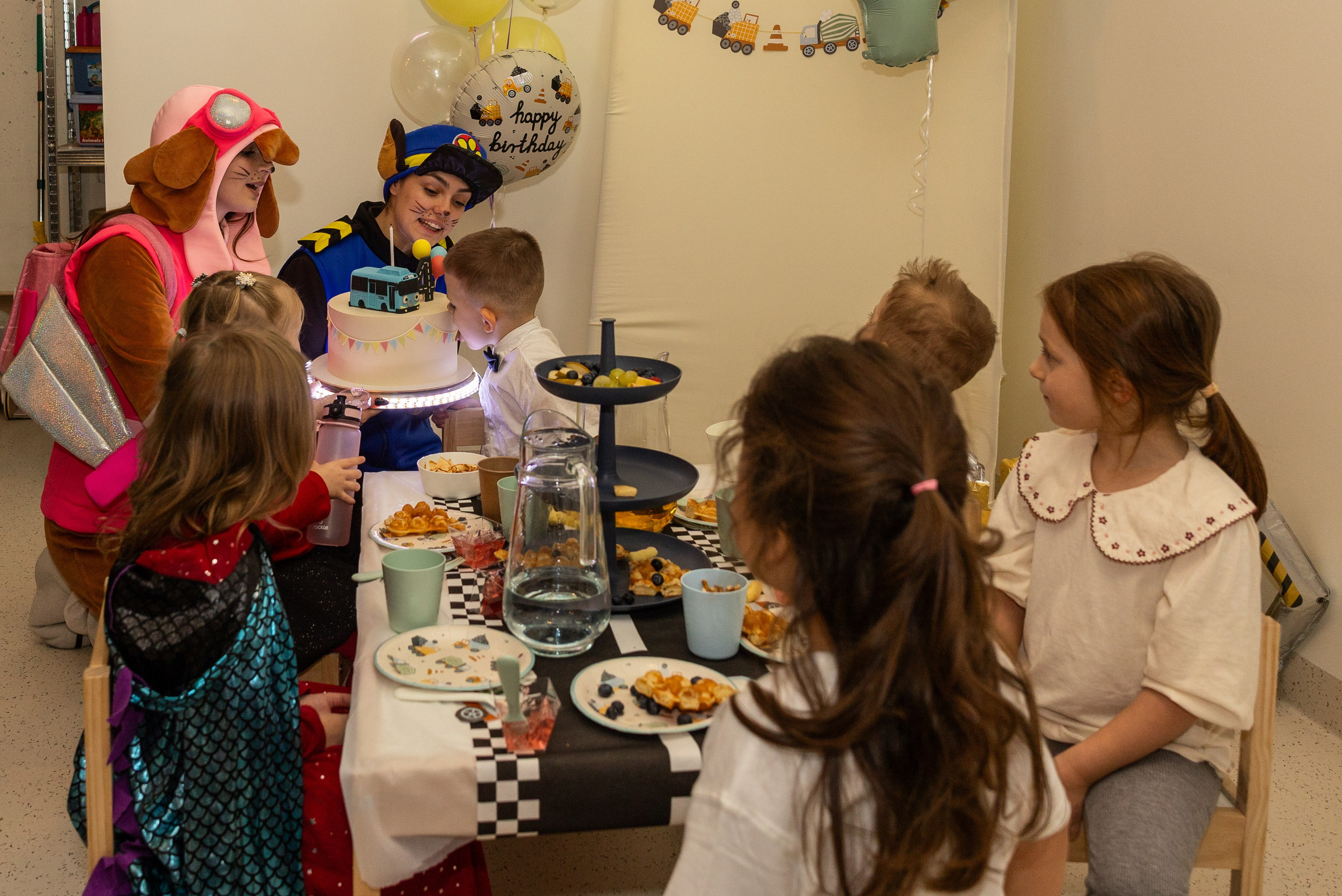 День рождения Артёма 24 января 2026 года. Семейный и детский фотограф в Варшаве Мила Бобровская