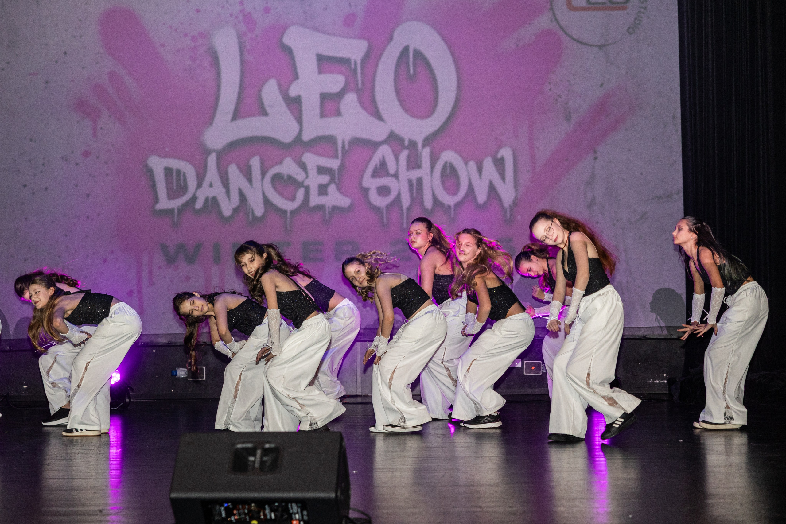 LEO DANCE SHOW WINTER 2025. Семейный и детский фотограф в Варшаве Мила Бобровская