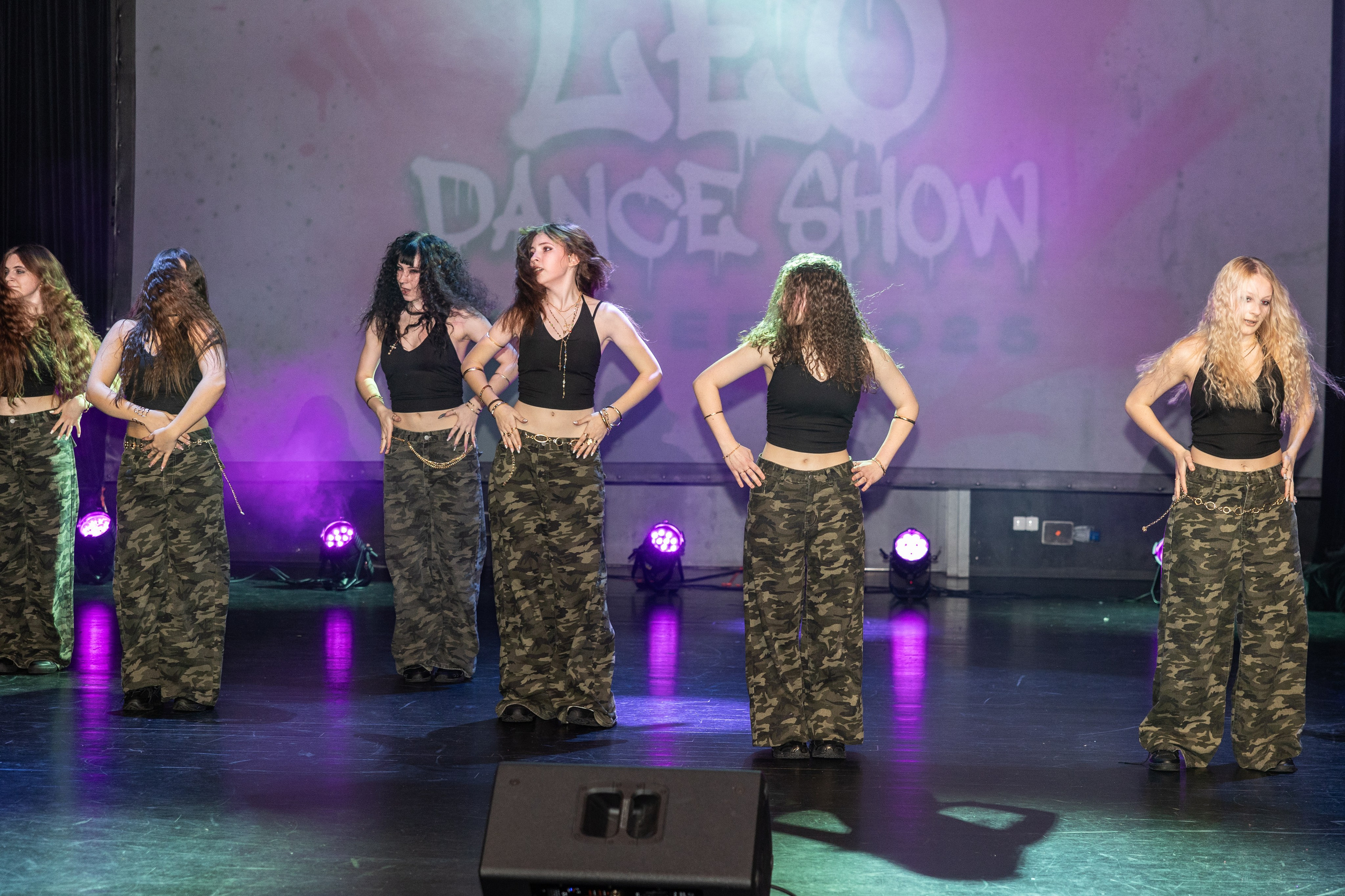 LEO DANCE SHOW WINTER 2025. Семейный и детский фотограф в Варшаве Мила Бобровская