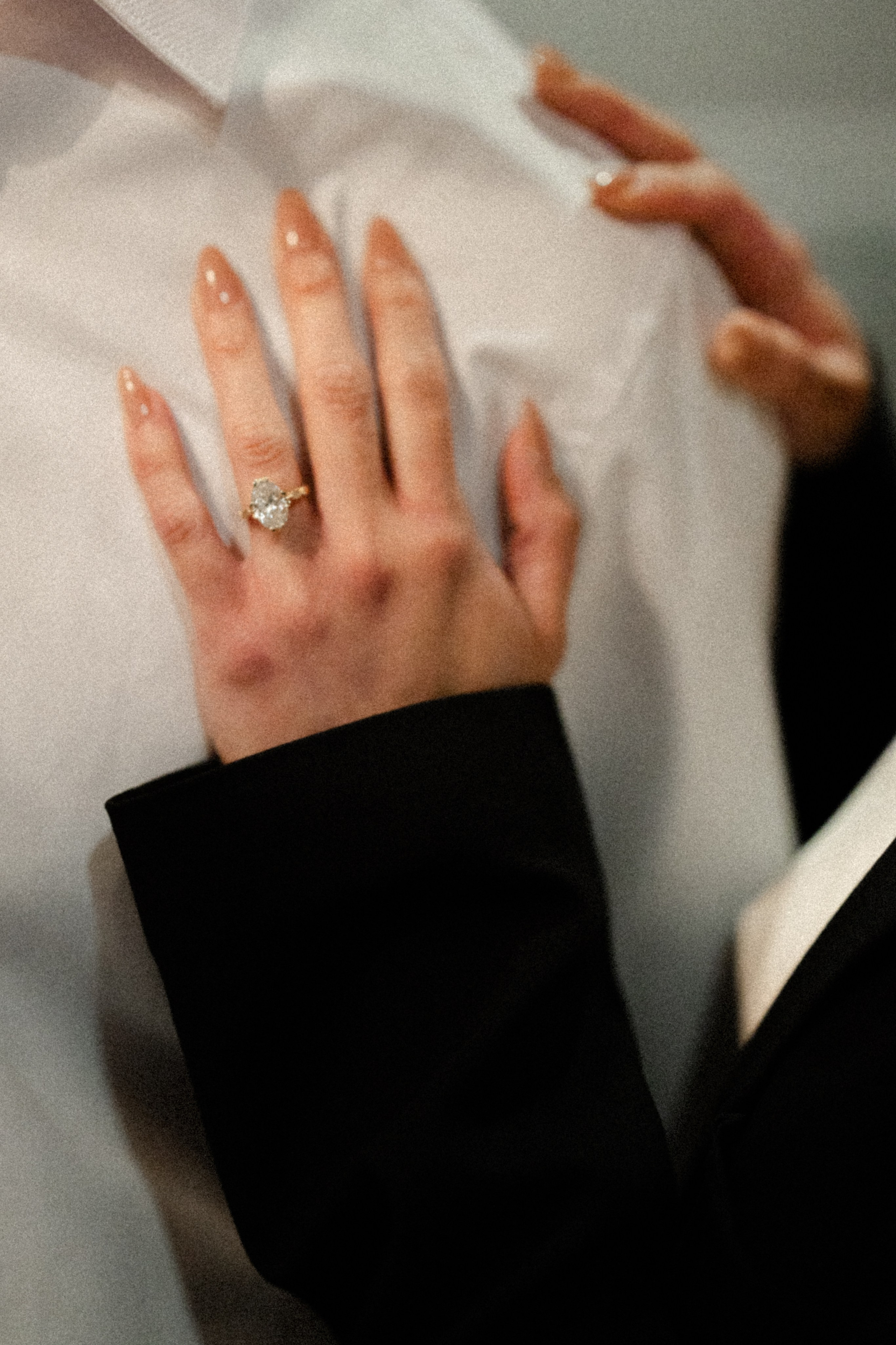 Engagement Session — Downtown Toronto. Anna Leb Photo