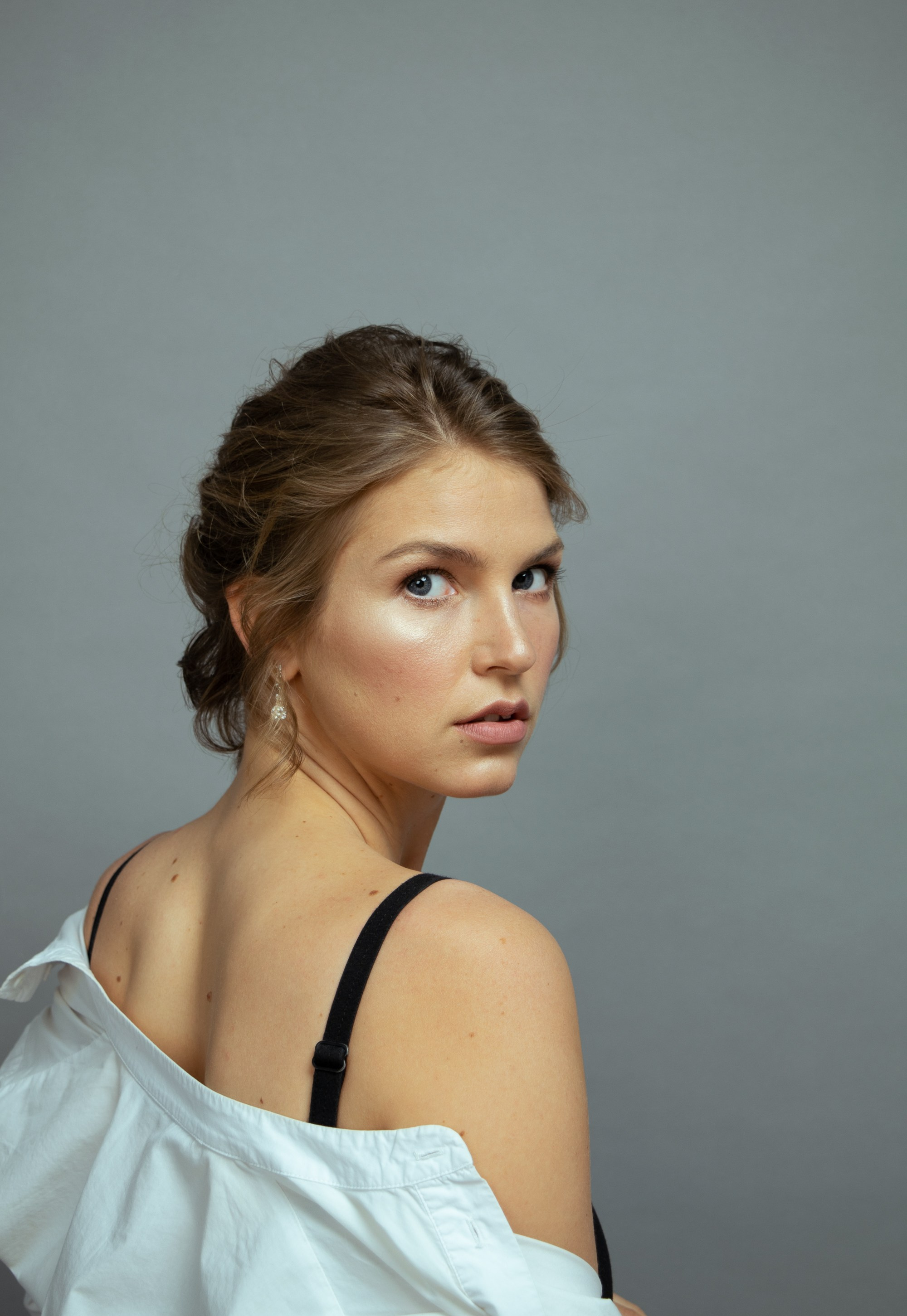 portrait of a woman in Los Angeles