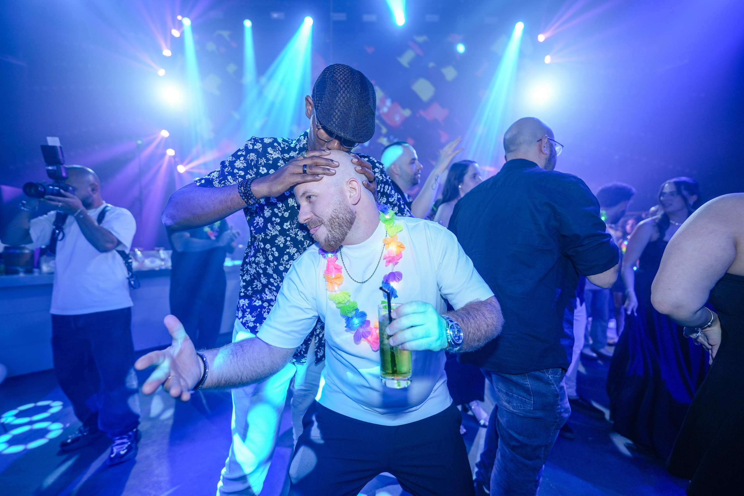 The Party. לופו צלמים — צילום חתונות ואירועים