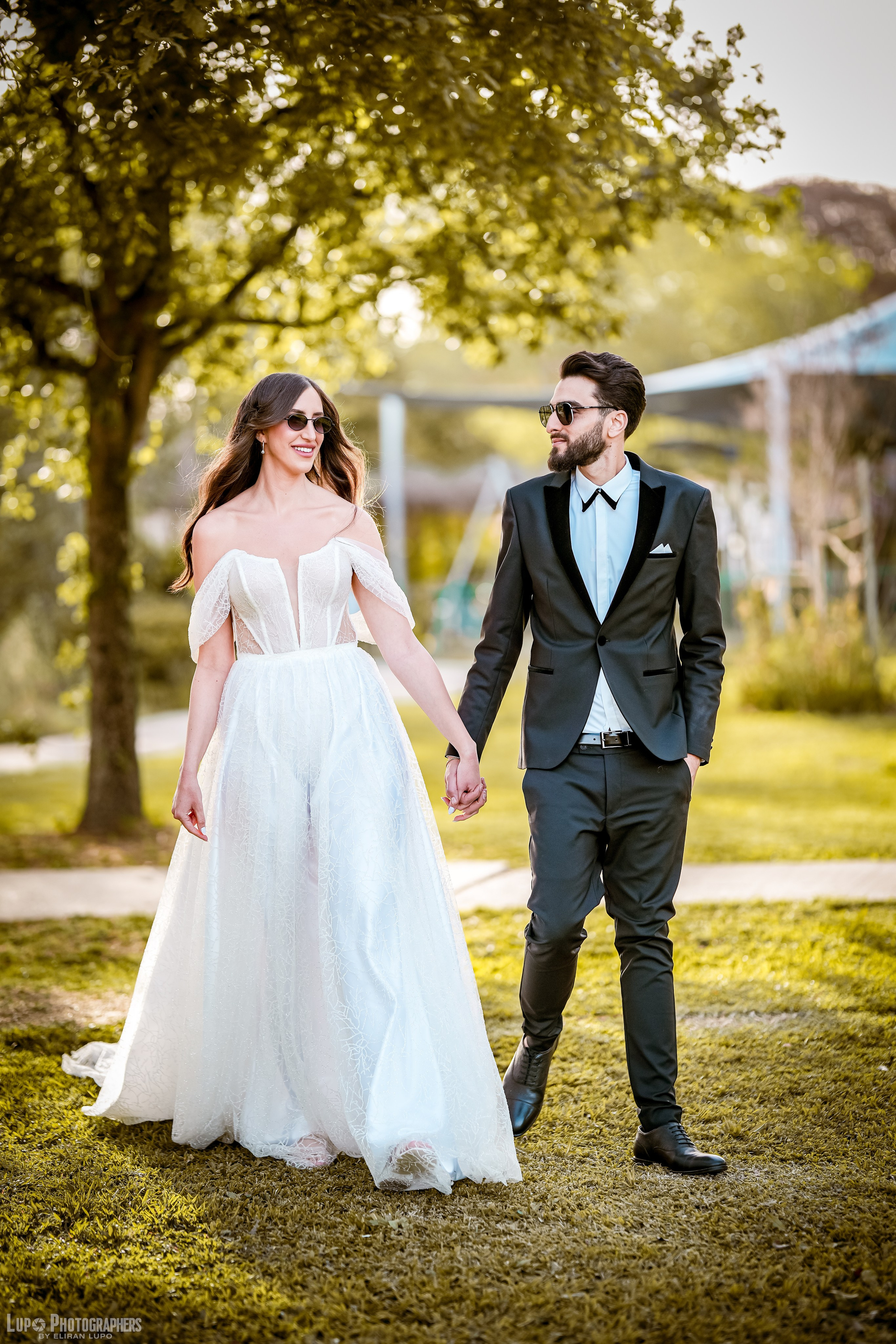 ראשי. לופו צלמים — צילום חתונות ואירועים