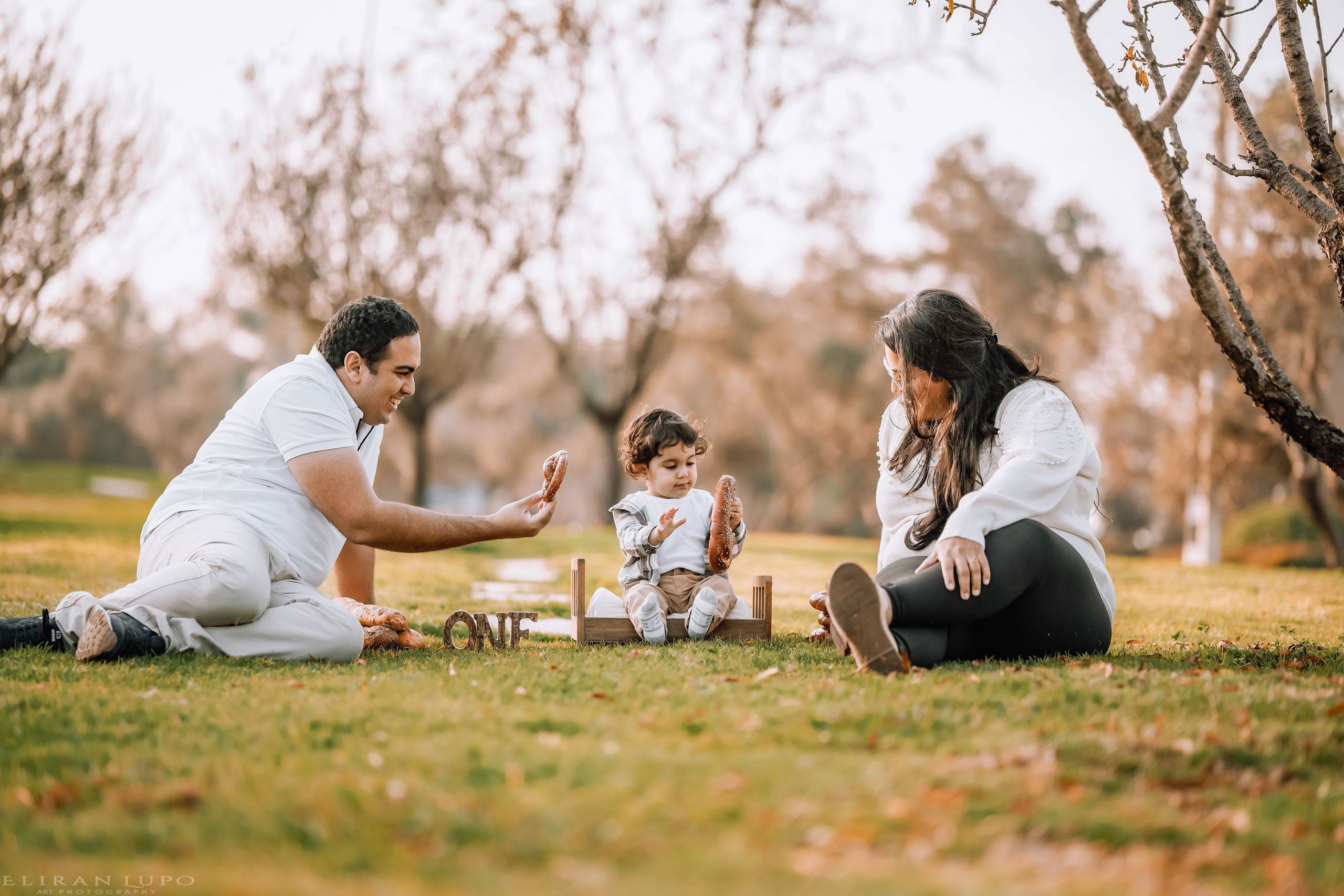 גיל שנה בטבע. לופו צלמים — צילום חתונות ואירועים