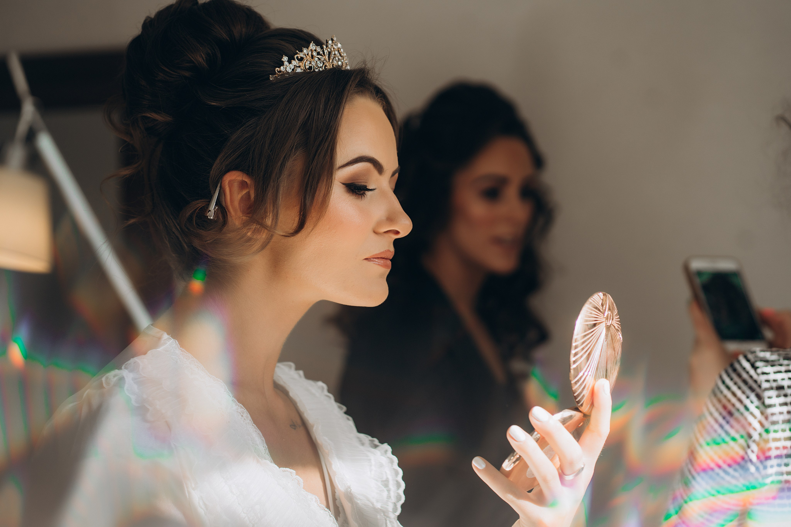 Megan & Oneias. Main