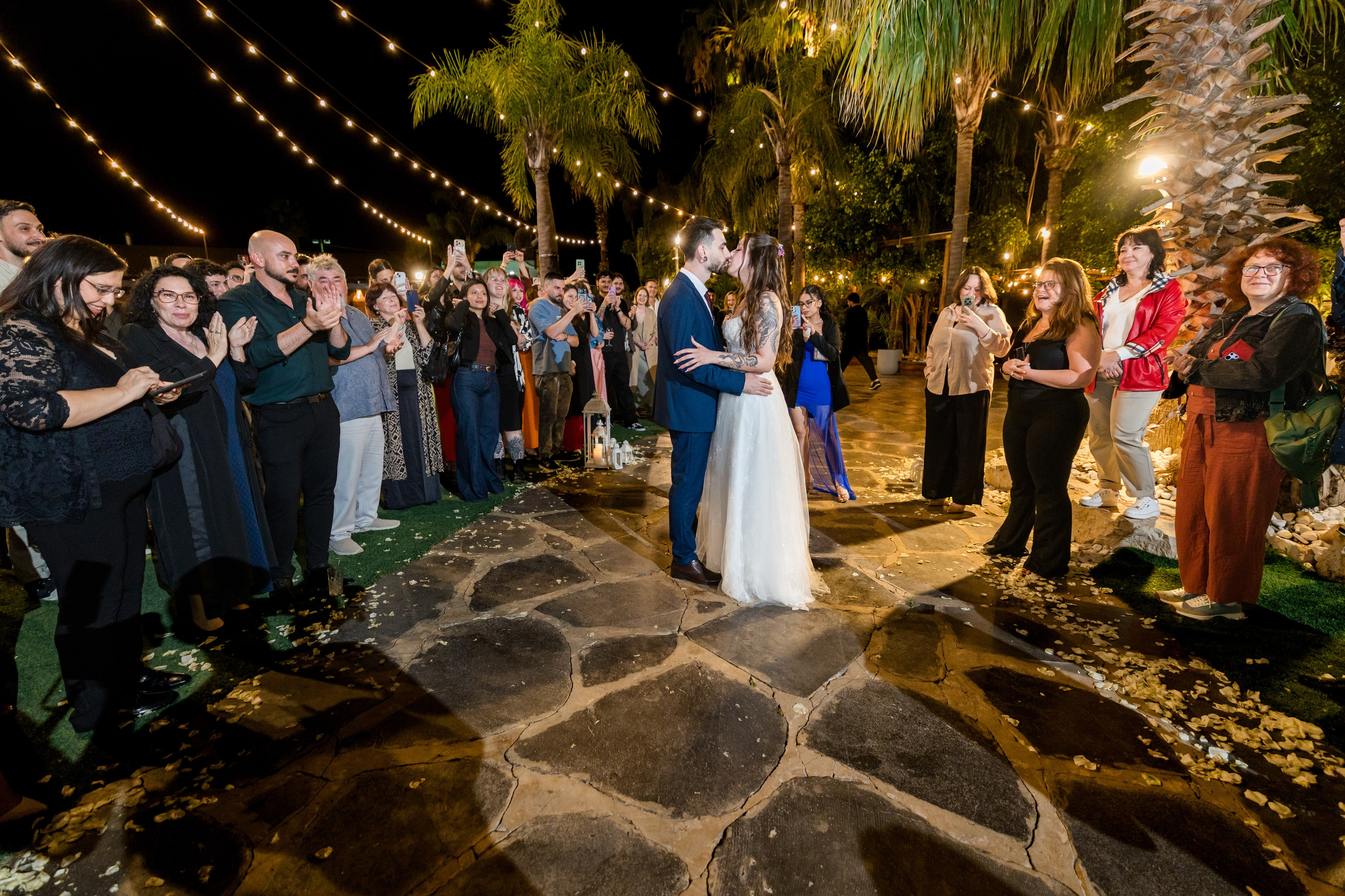 Lauren & Michael. AMIR BUCHNIK PHOTOGRAPHER