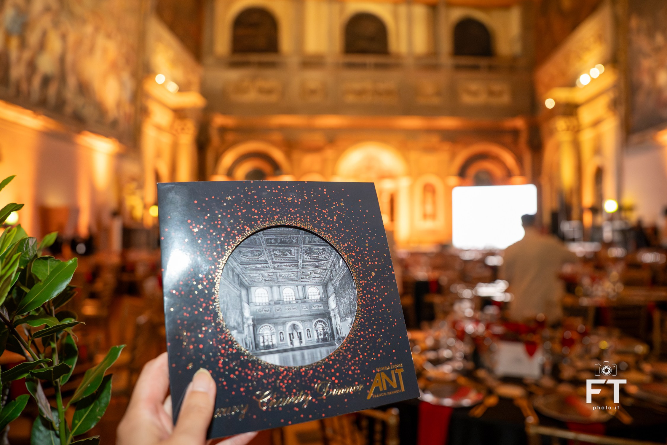 Luxury Charity Dinner ANT. Ftphoto