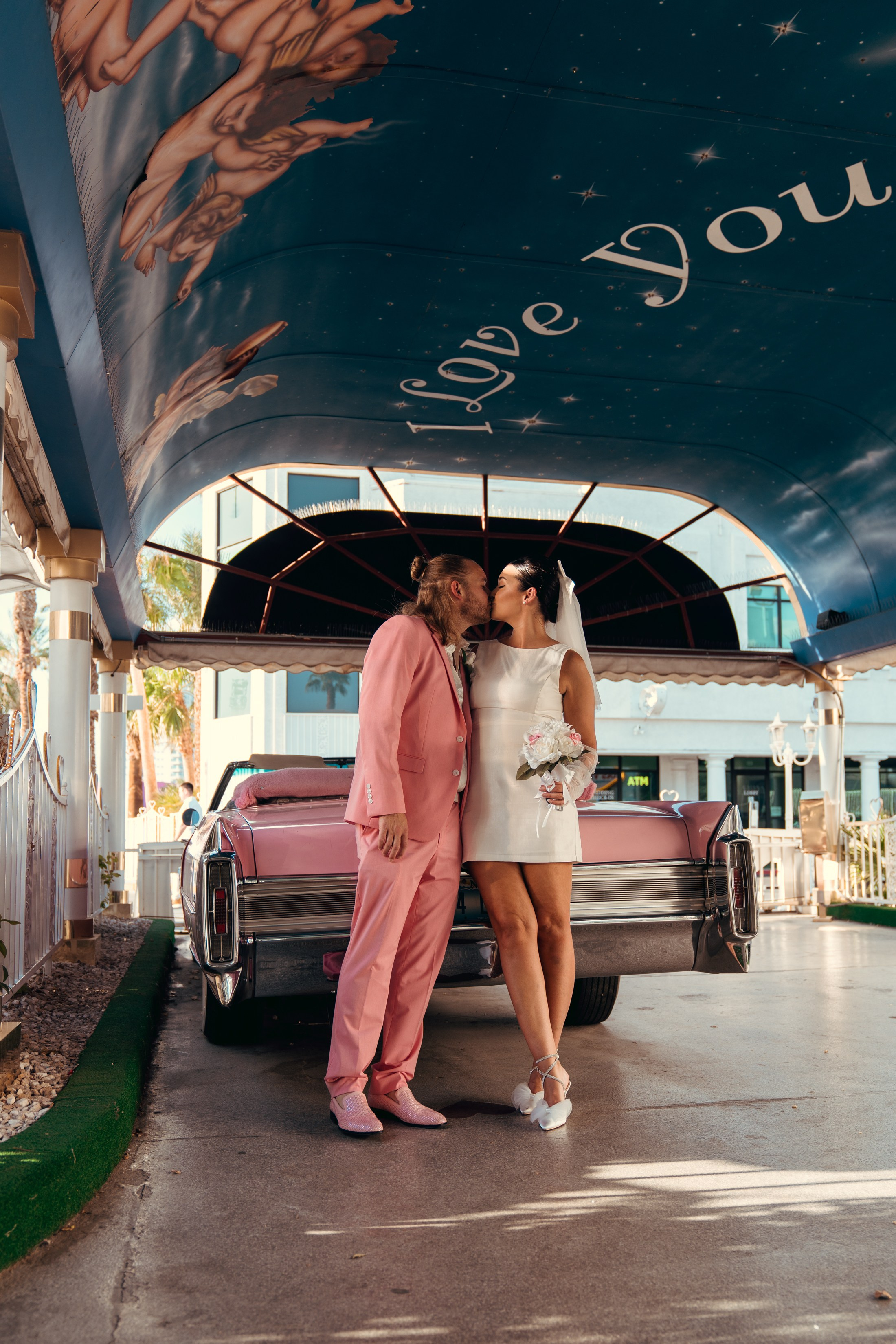 Joey&Afton. Wedding & elopement photographer Viktoriya Kravtsov. Las Vegas