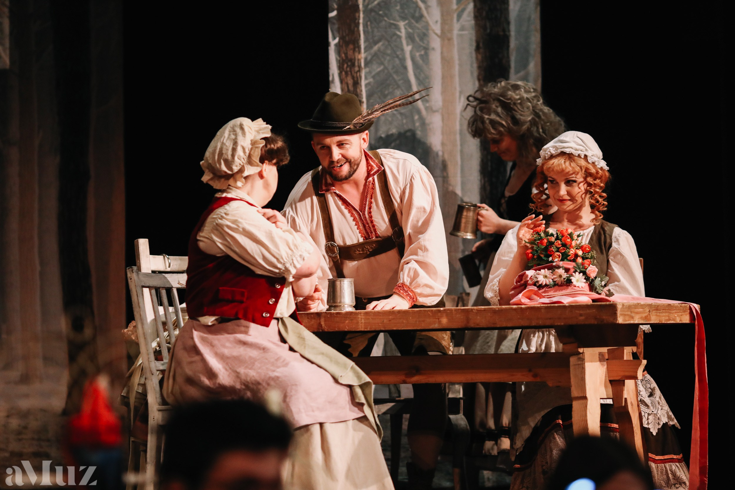 Opera Łąkowa. Fotograf Ślubny Warszawa - Sesje Biznesowe Rodzinne Eventy