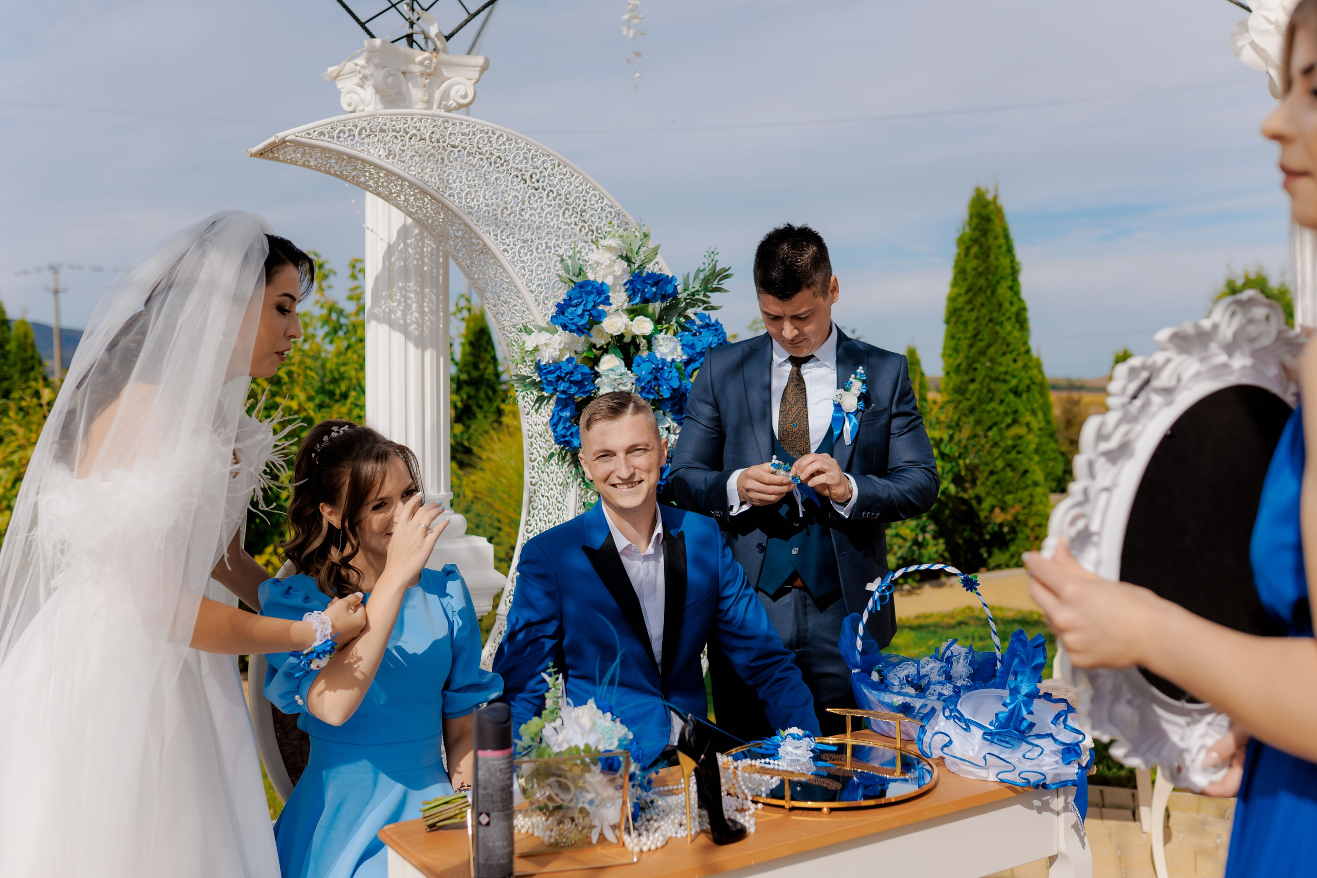 Loredana & Emilian – Ziua Nunții | Videografie - fotografie Botez Suceava, Iași, Botoșani. Servicii foto-video profesionale, pentru momente de neuitat