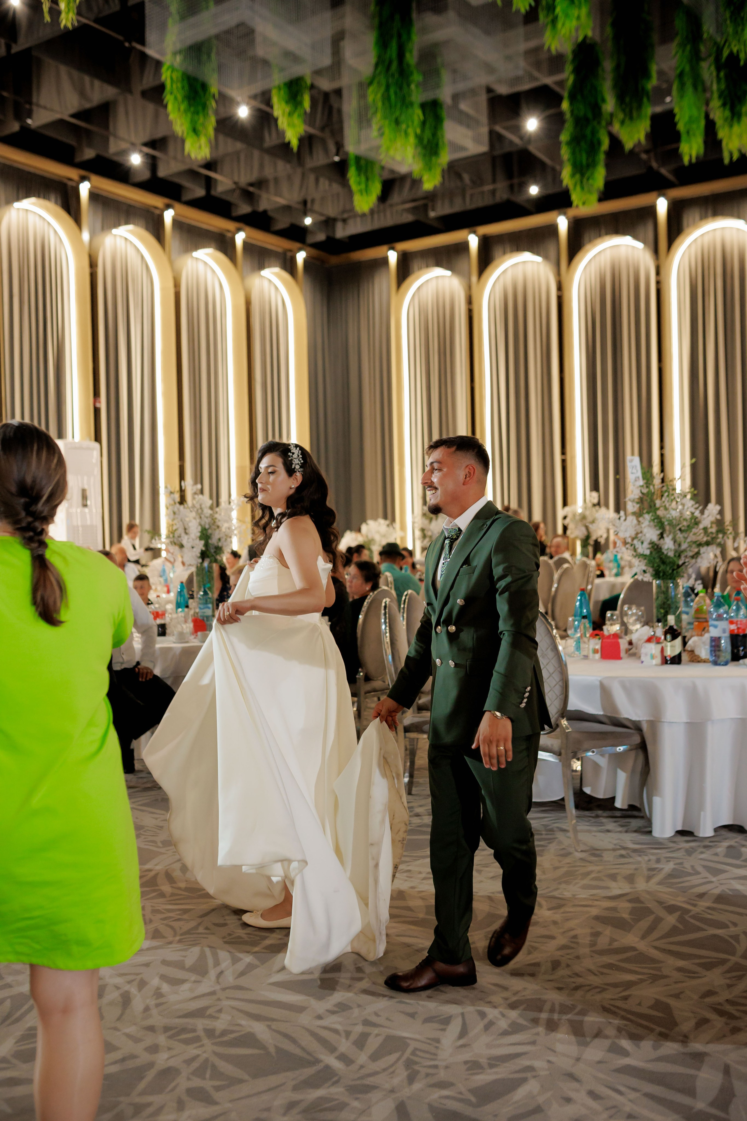 Nunta Nicoleta & Răzvan | Fotografie & Videografie Profesională. Servicii foto-video profesionale, pentru momente de neuitat