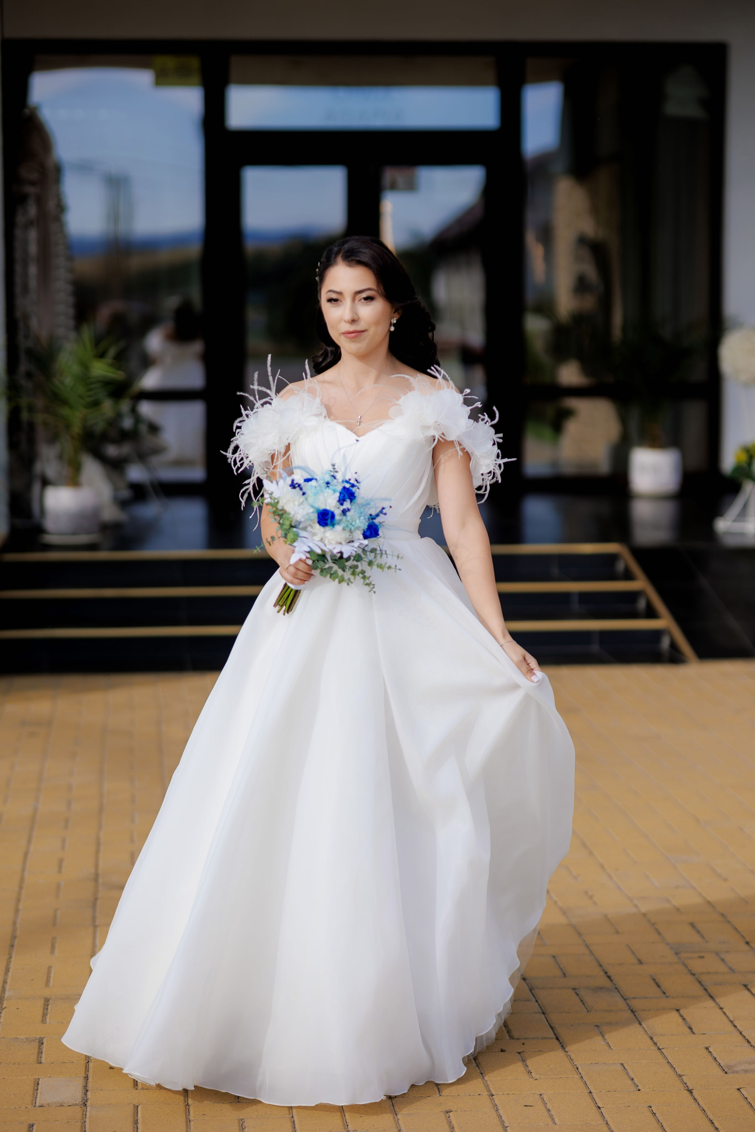 Loredana & Emilian – Ziua Nunții | Videografie - fotografie Botez Suceava, Iași, Botoșani. Servicii foto-video profesionale, pentru momente de neuitat