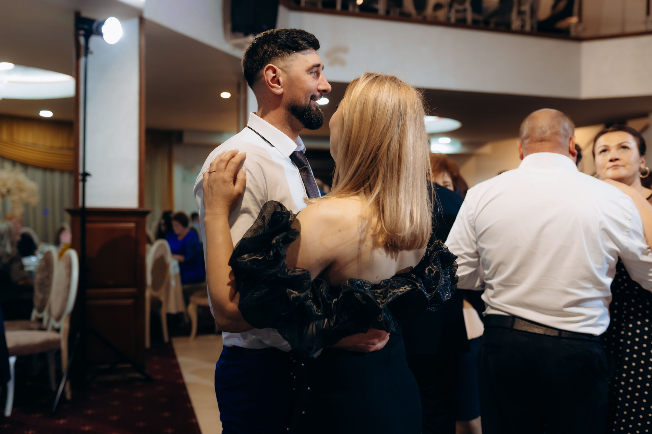 Loredana & Emilian – Ziua Nunții | Videografie - fotografie Botez Suceava, Iași, Botoșani. Servicii foto-video profesionale, pentru momente de neuitat