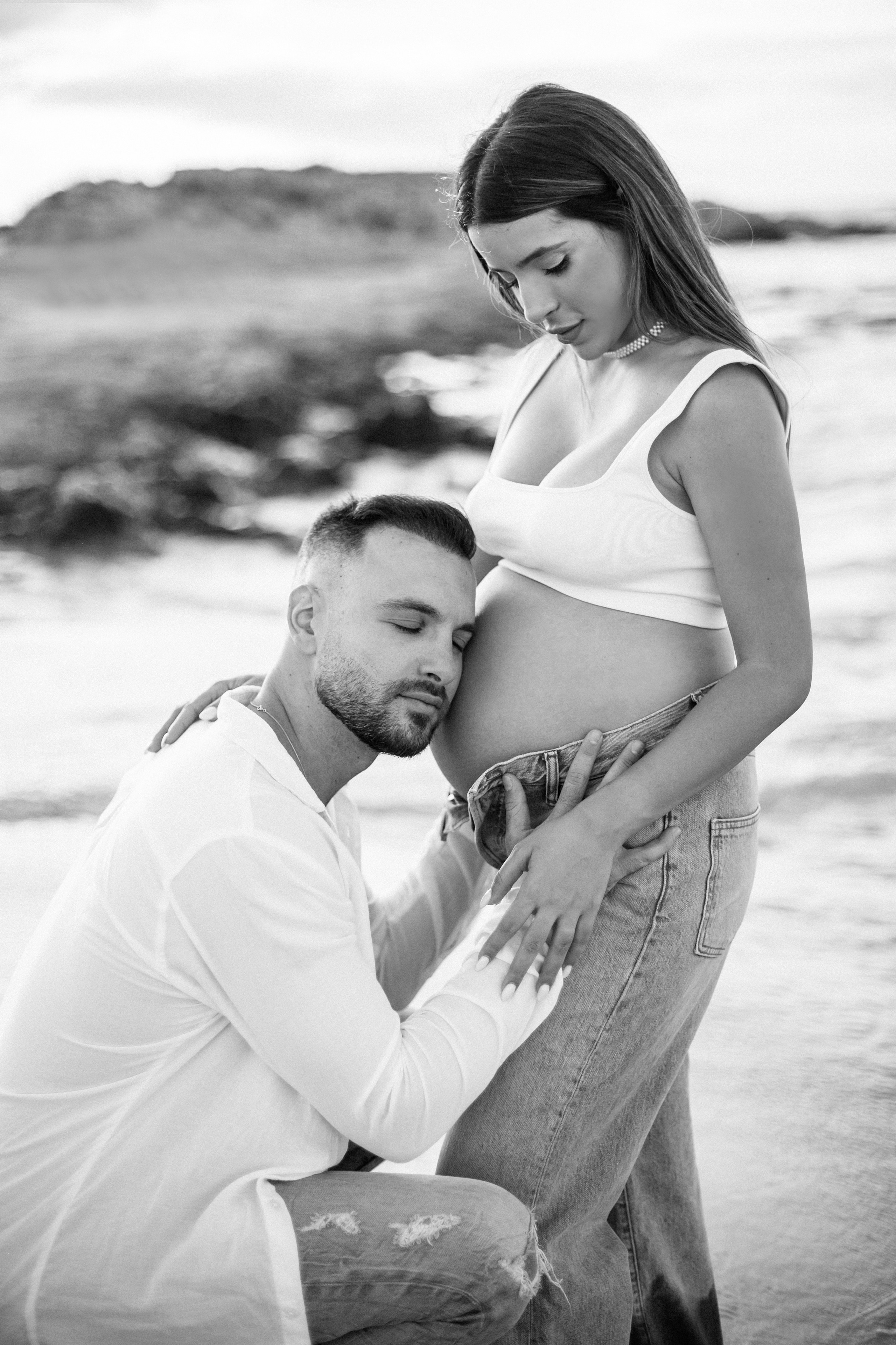Yael & Gal Nahsholim beach. Family photographer in Israel