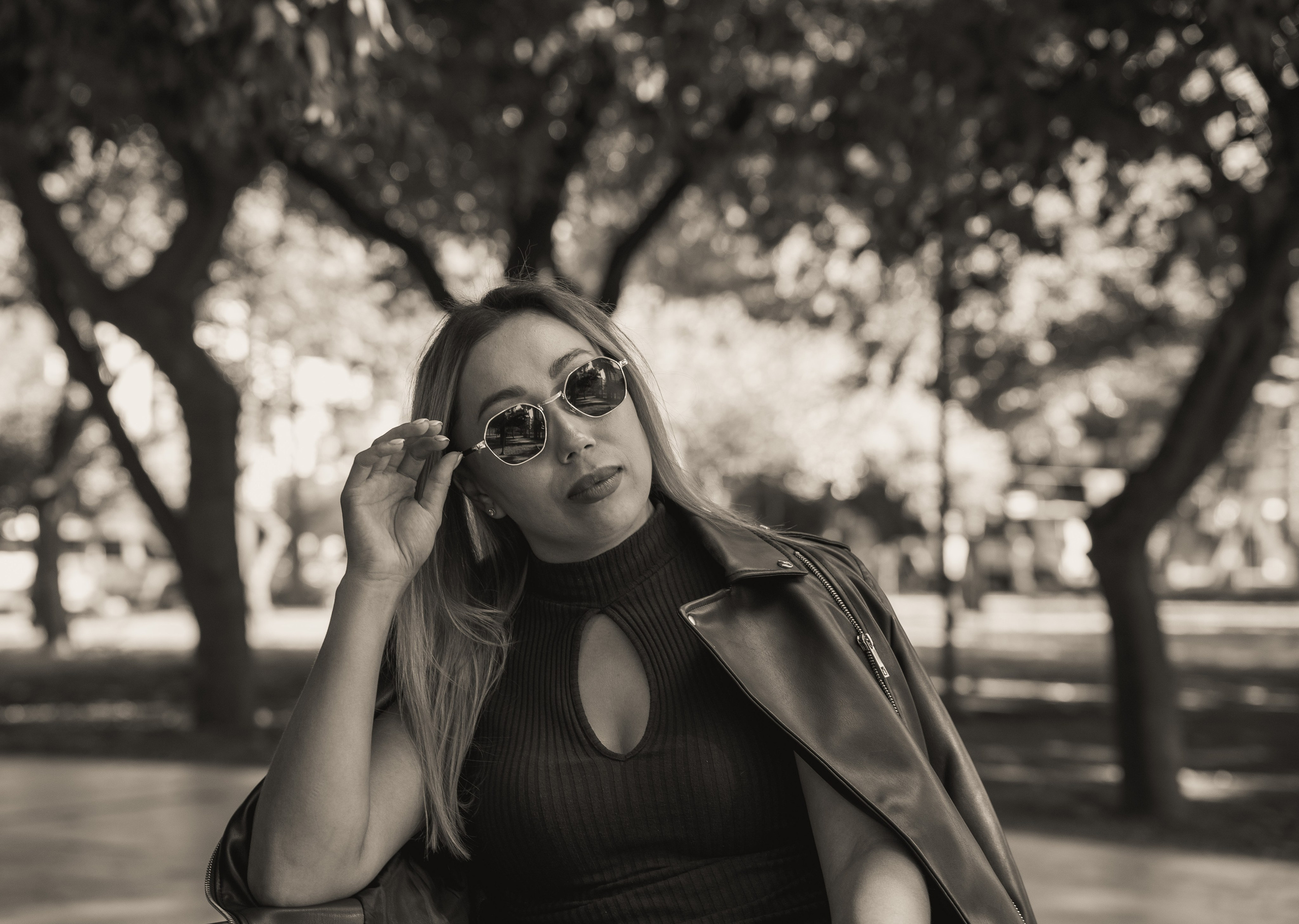 ZARINA. UNRATED PHOTO